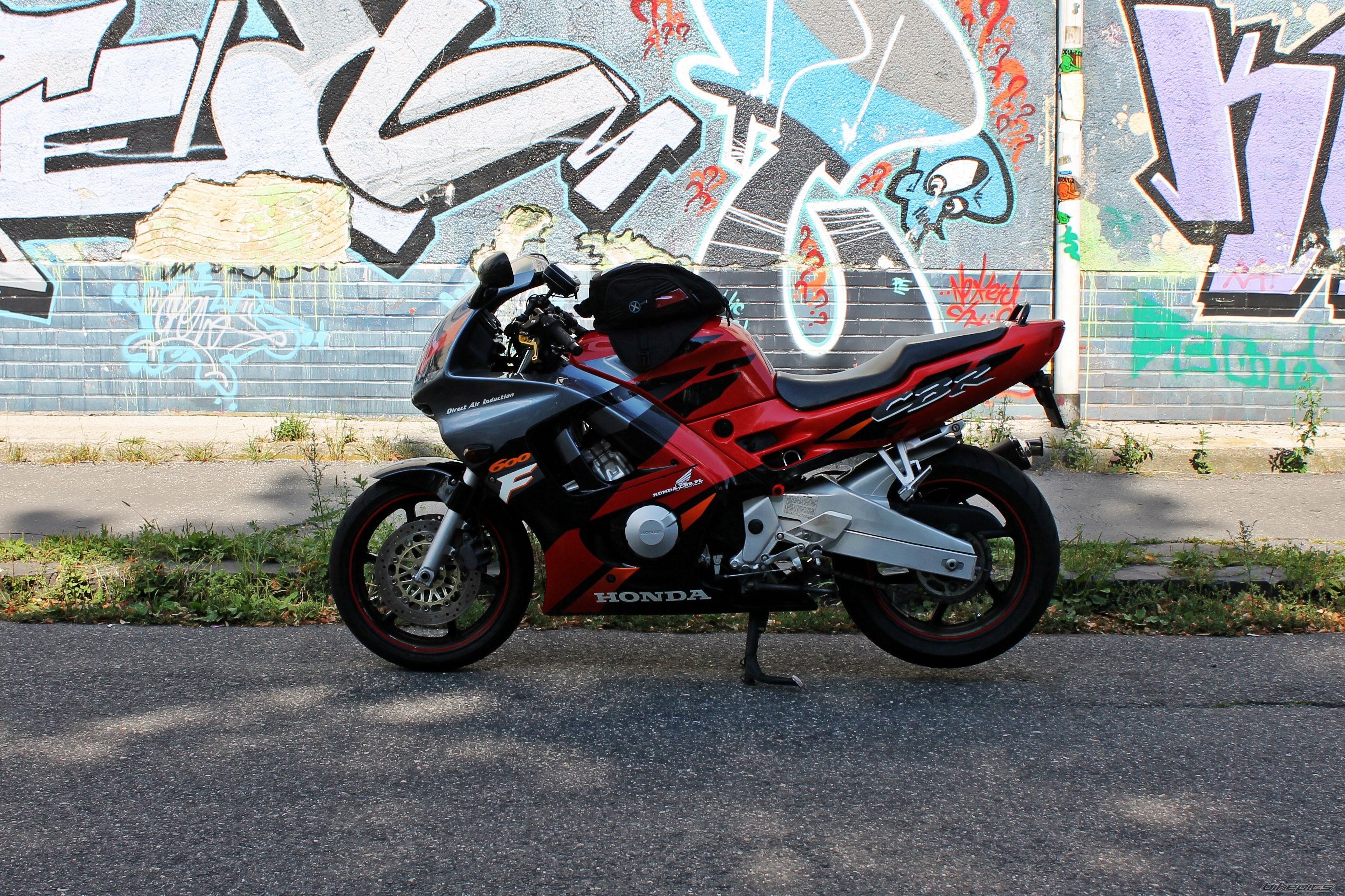 Photo 2588646
