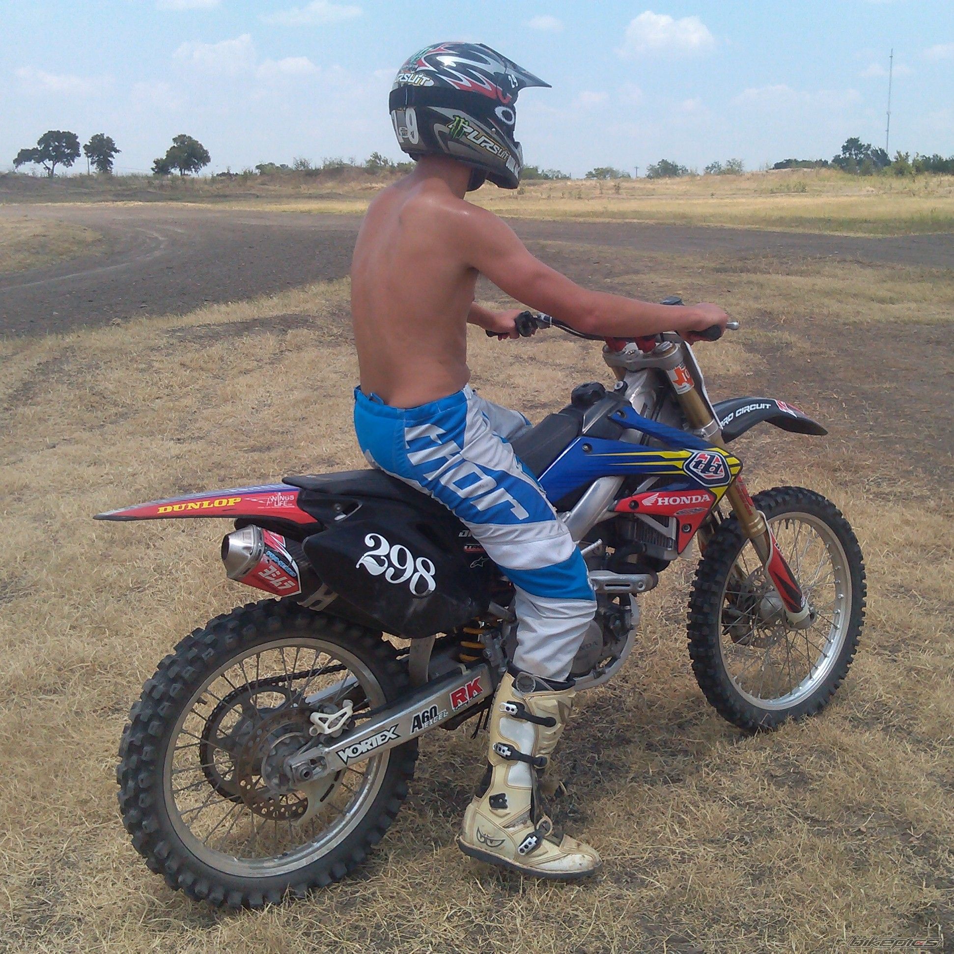 Photo 2592539