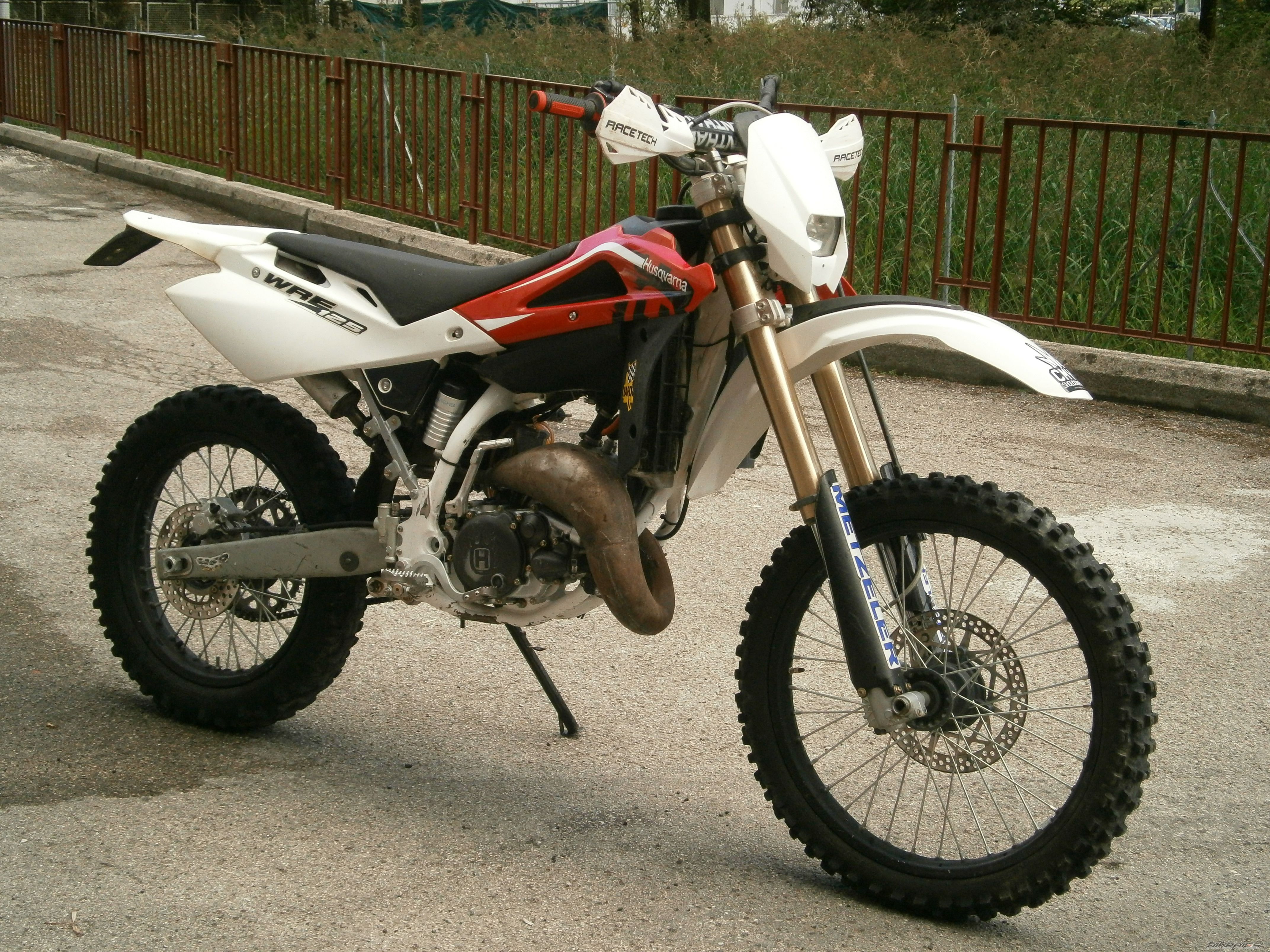 Photo 2592545