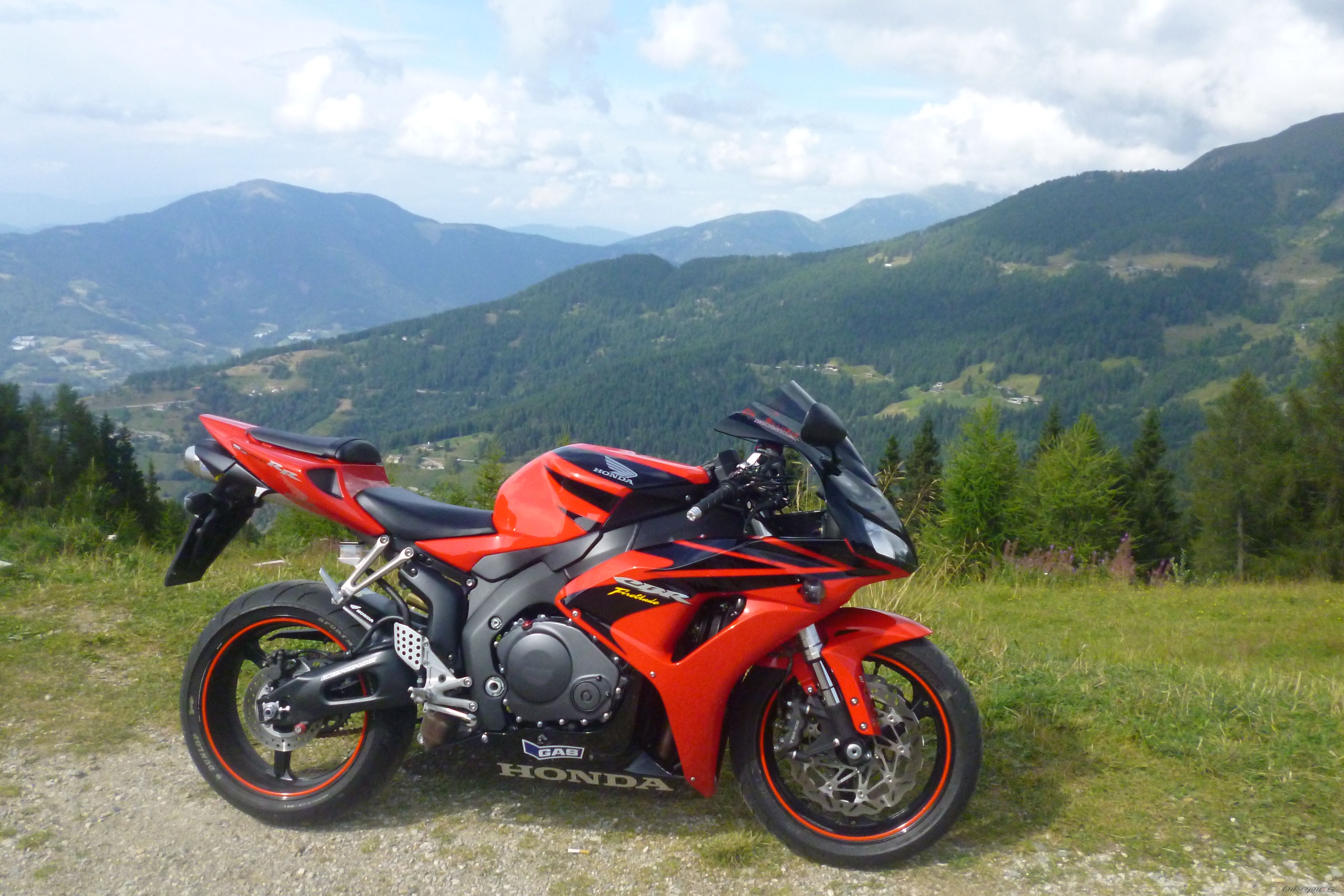 Bike Photo 2595252