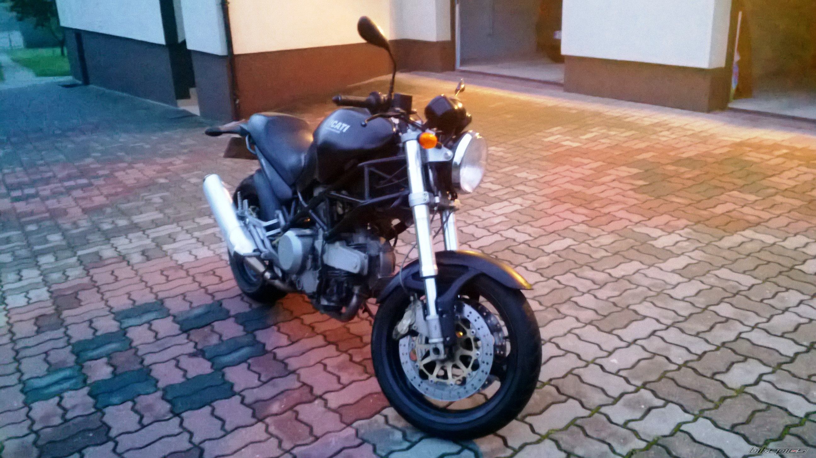 Photo 2598845