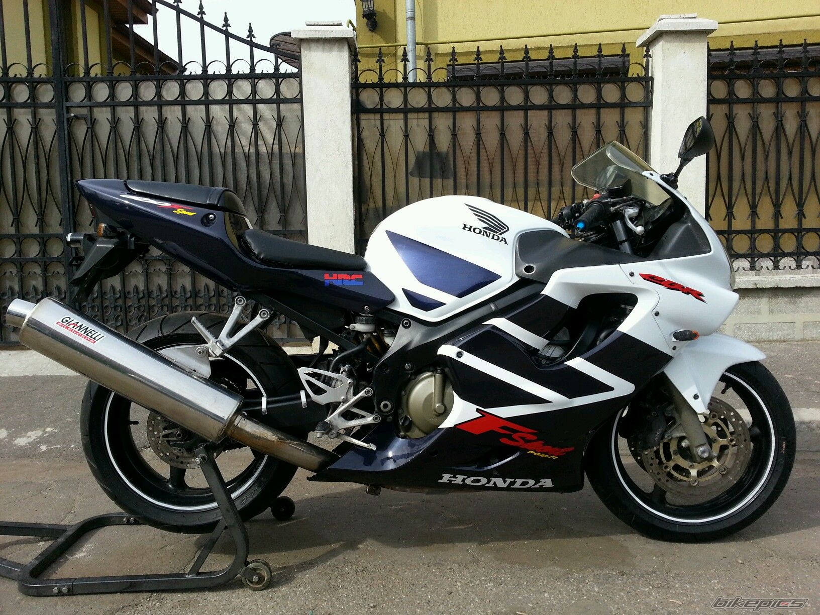 Photo 2599353