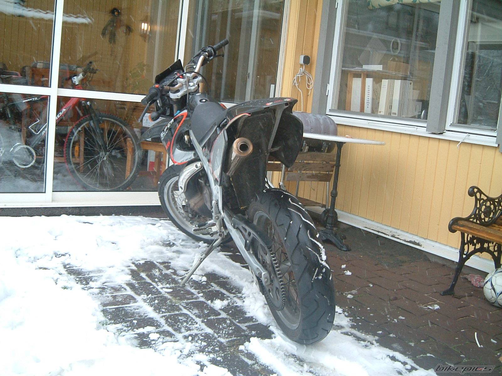 Bike Photo 260204