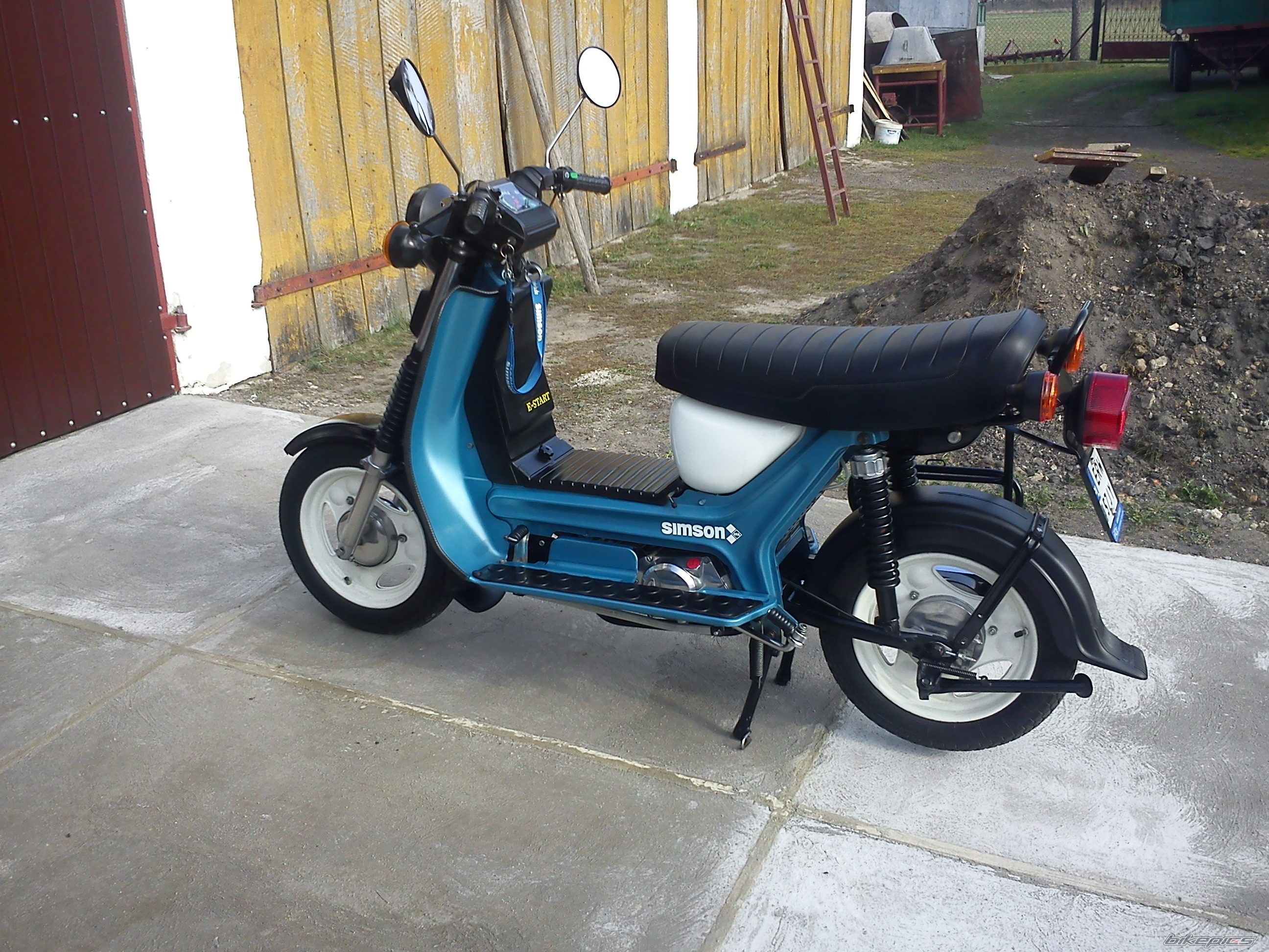 Photo 2605943