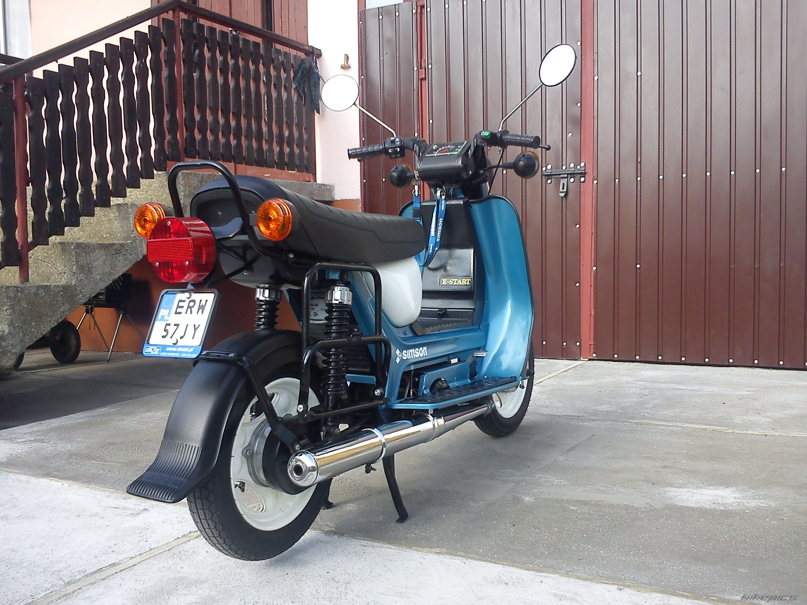 Photo 2605944
