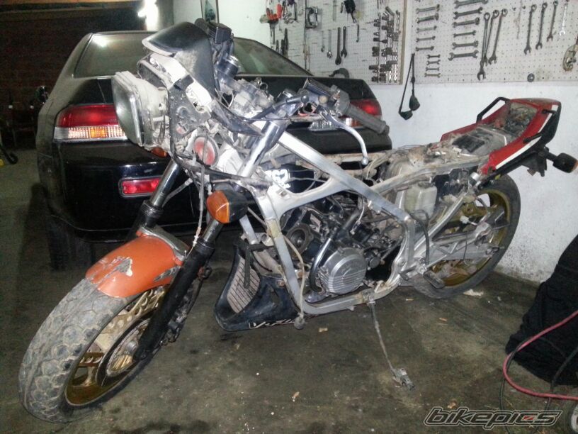 VF 700F (Interceptor)