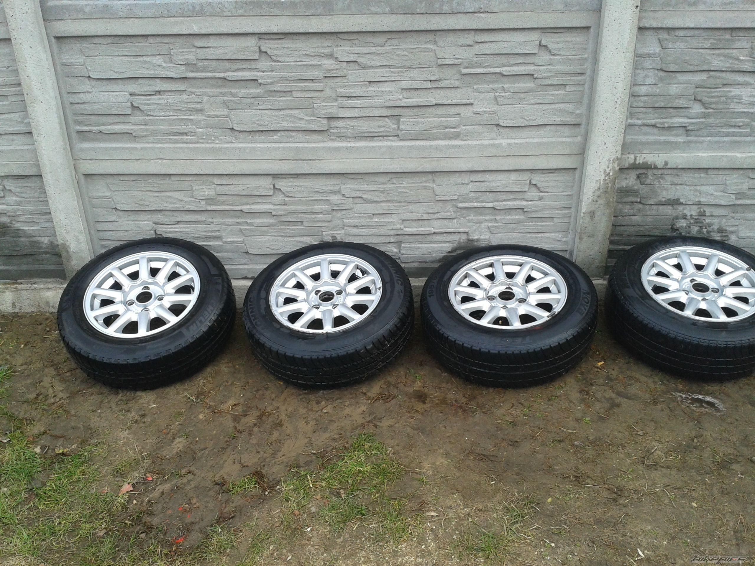 Photo 2647988
