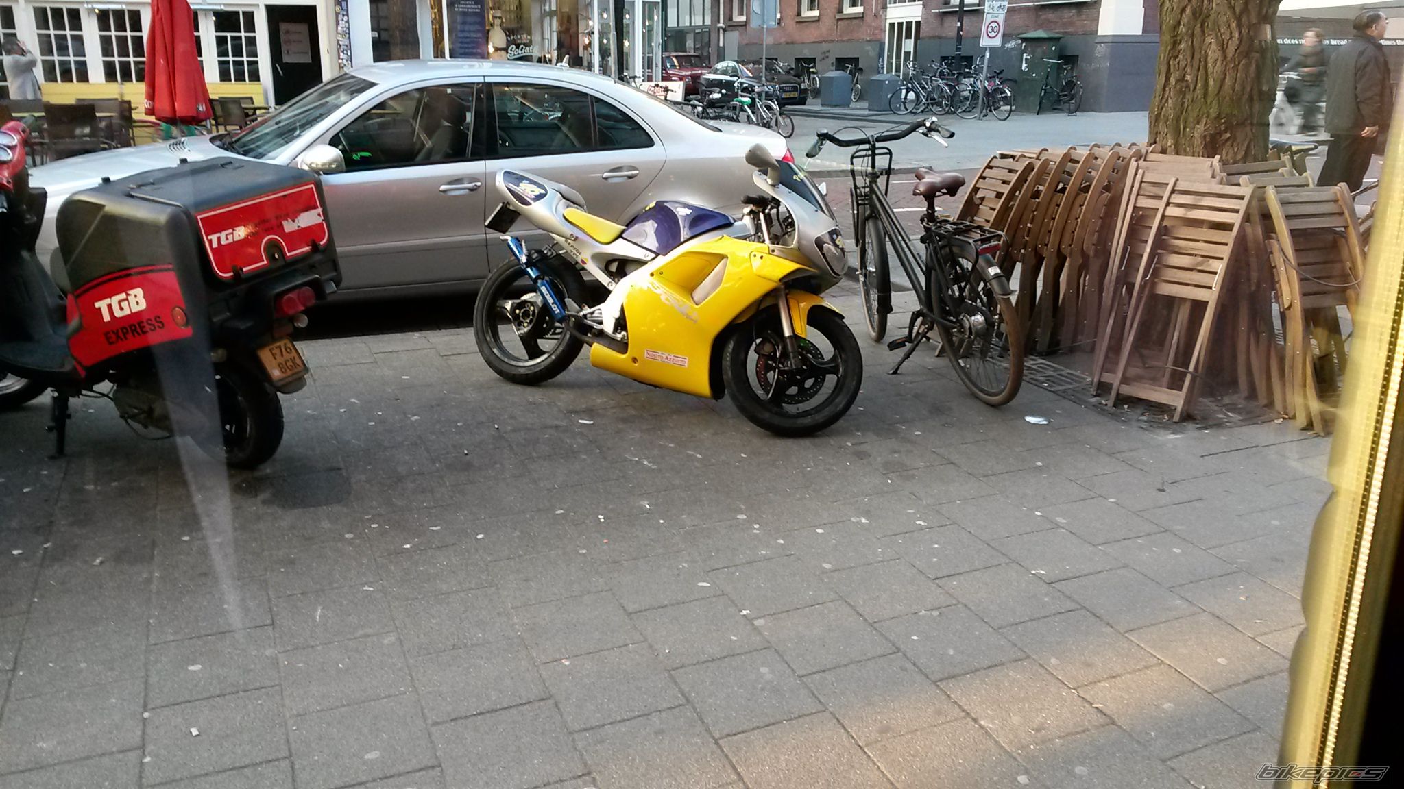 Photo 2653937