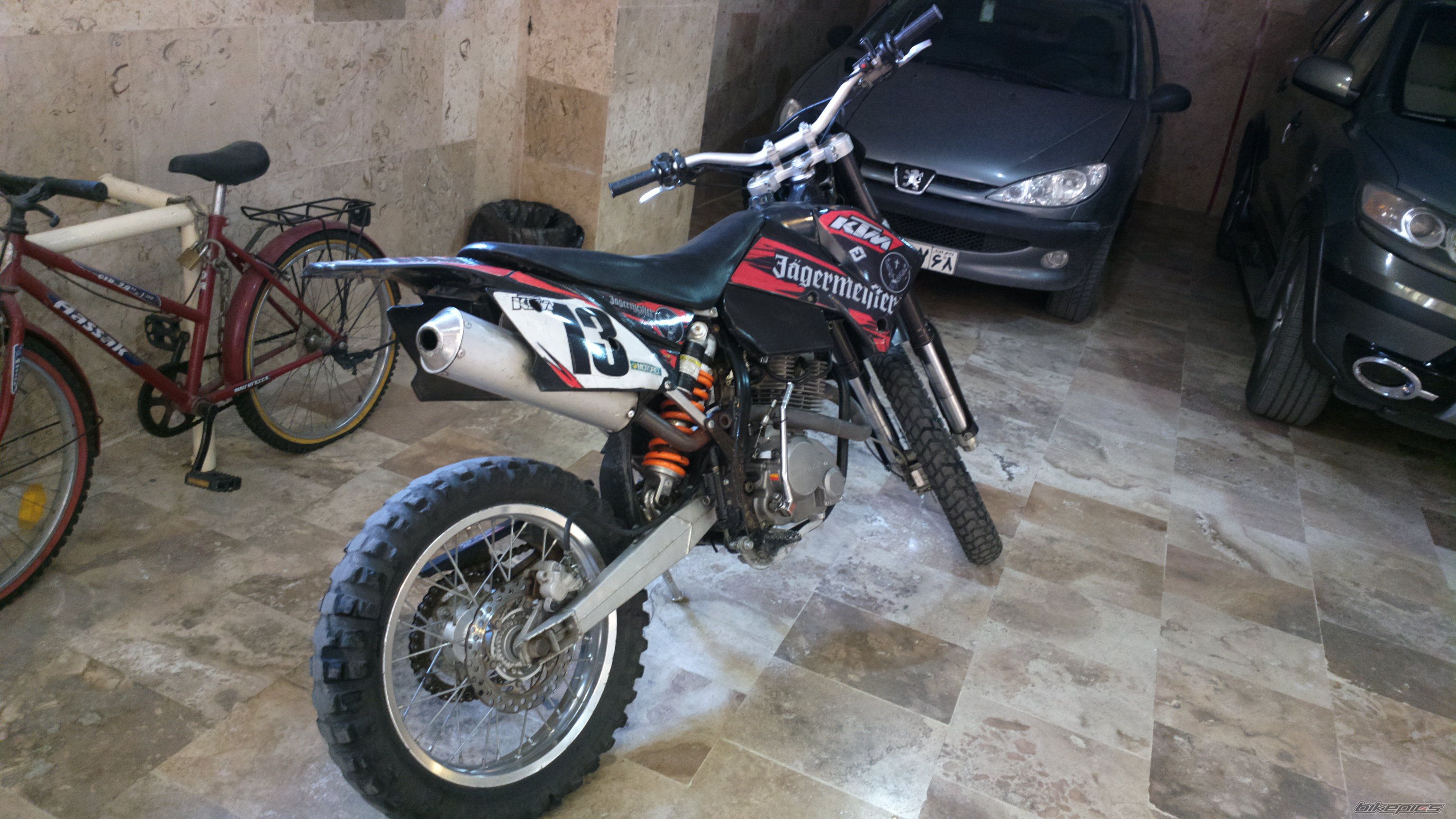 Photo 2667569