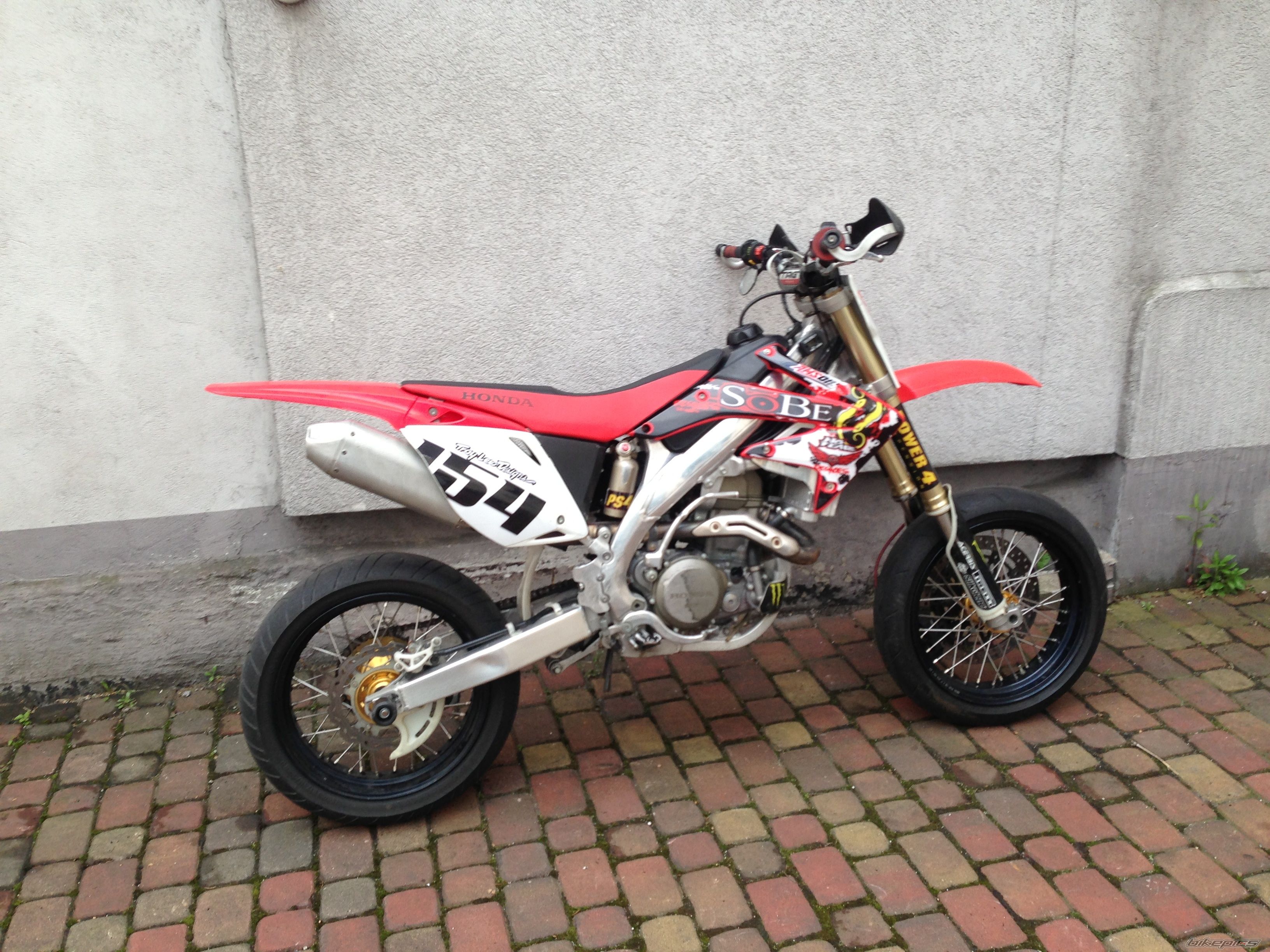 Photo 2669704