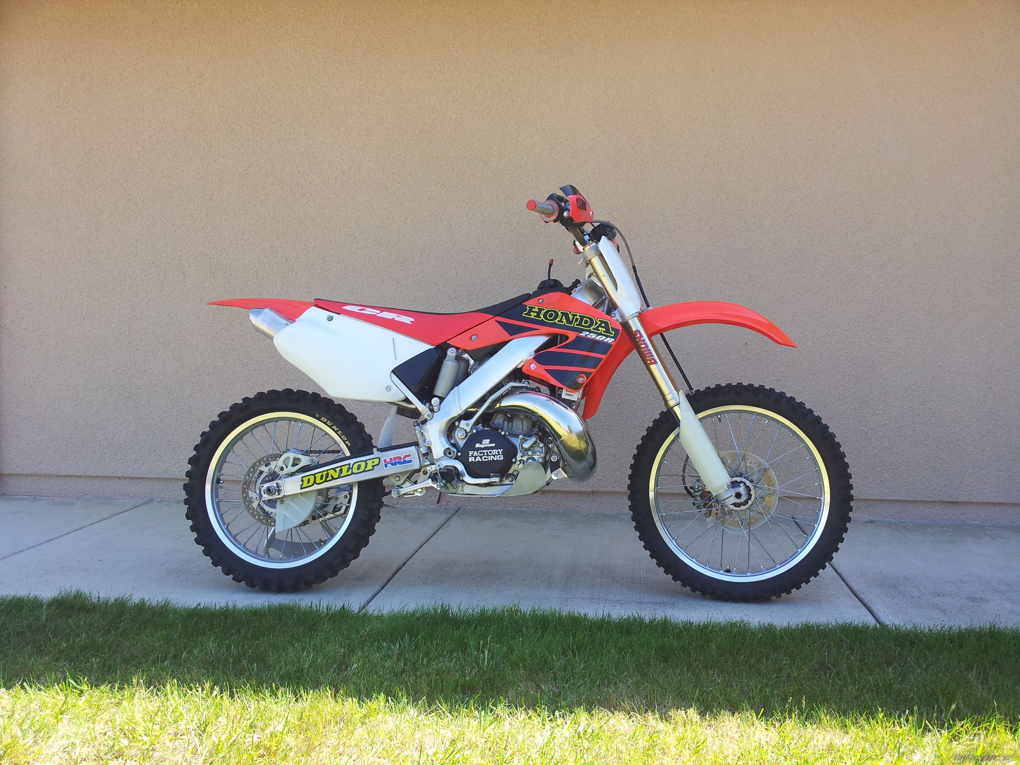 Photo 2669859