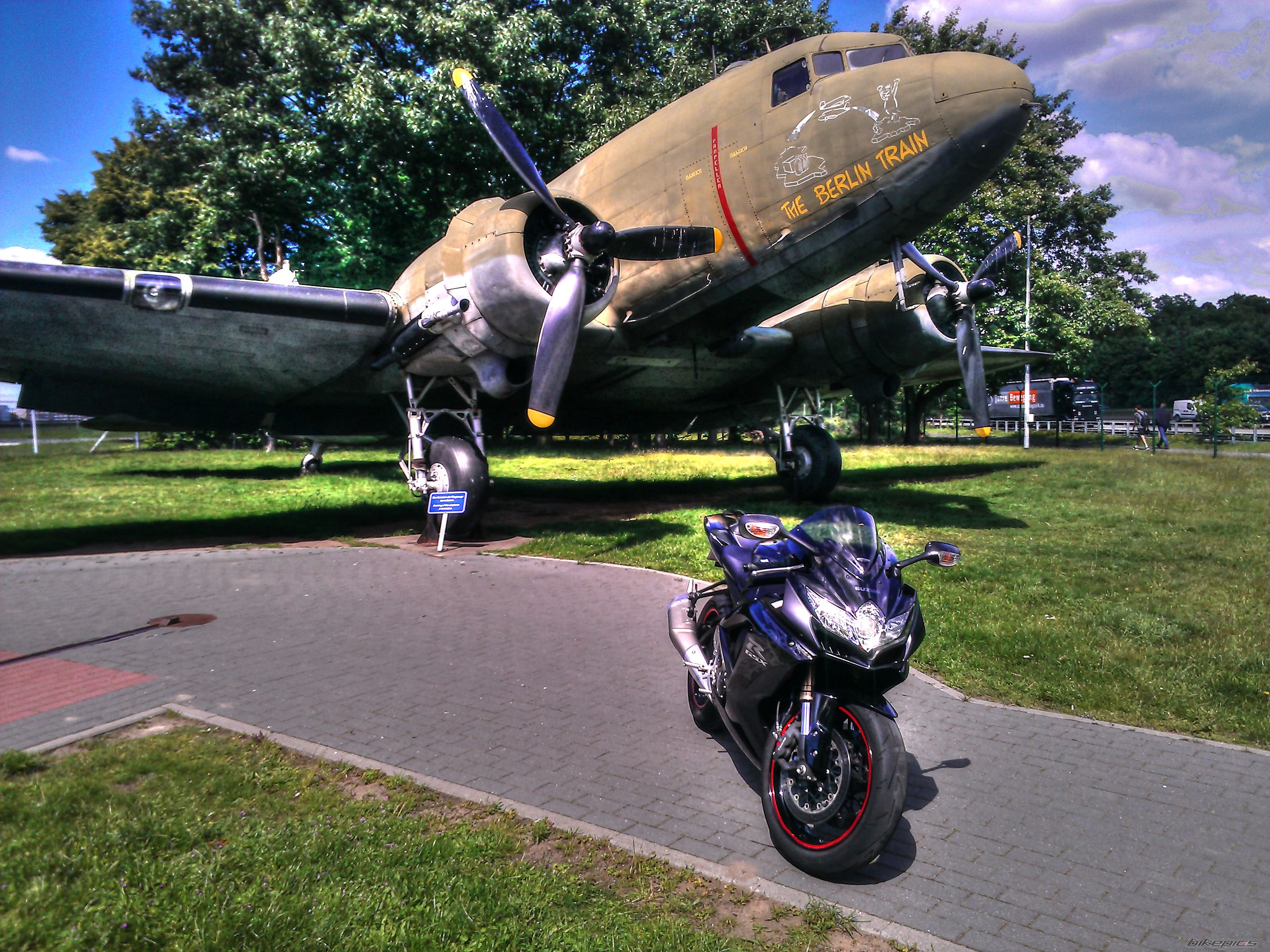 Photo 2669881