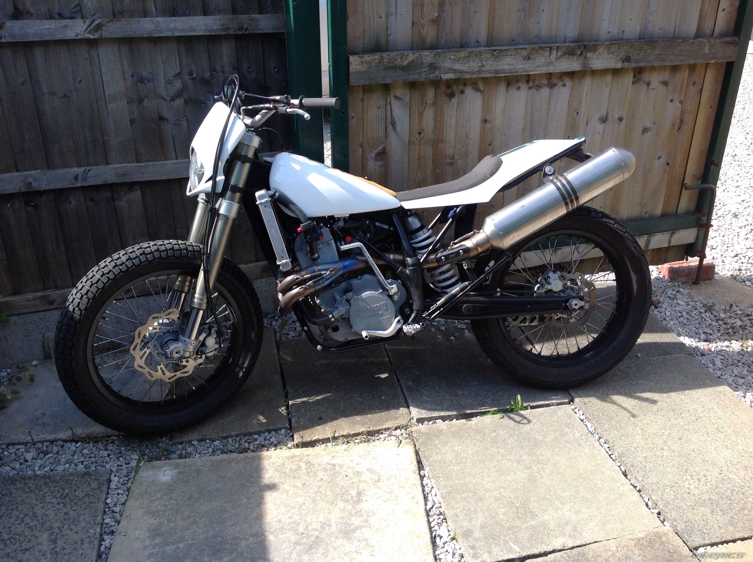 Fs650