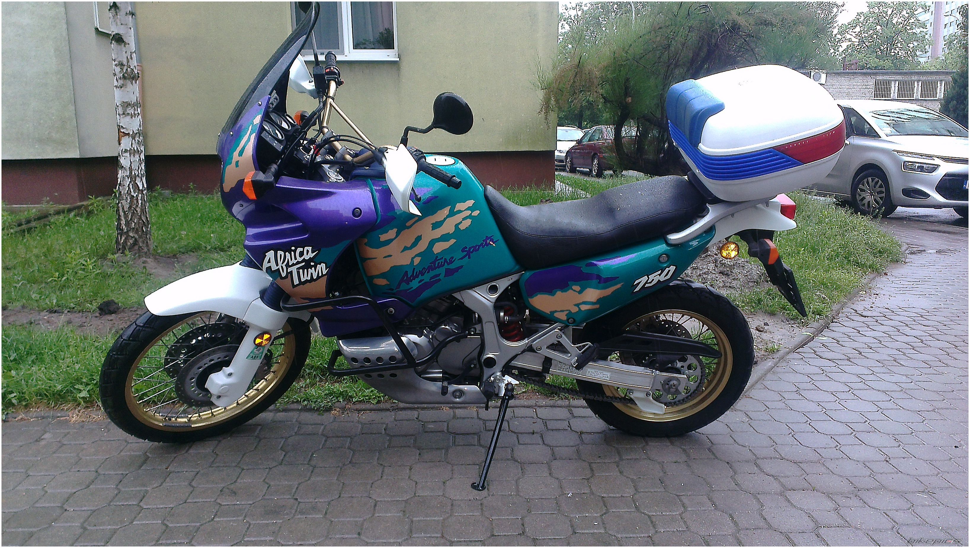Photo 2673985