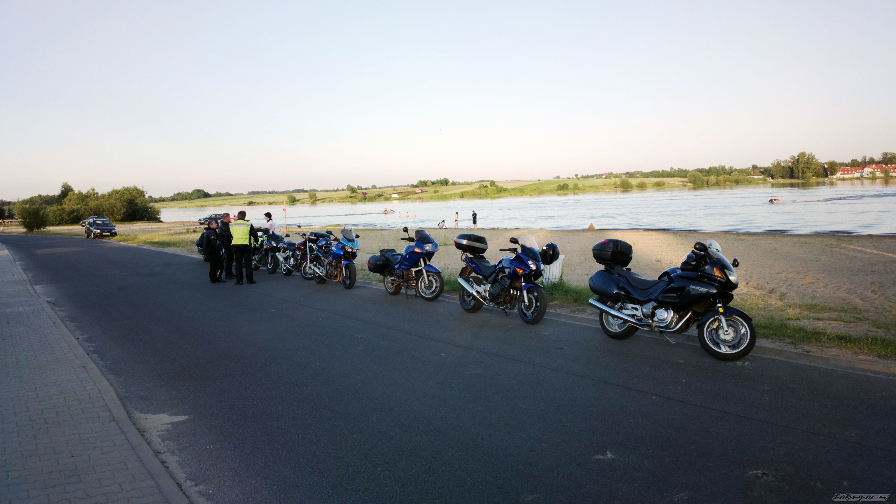 Photo 2674940