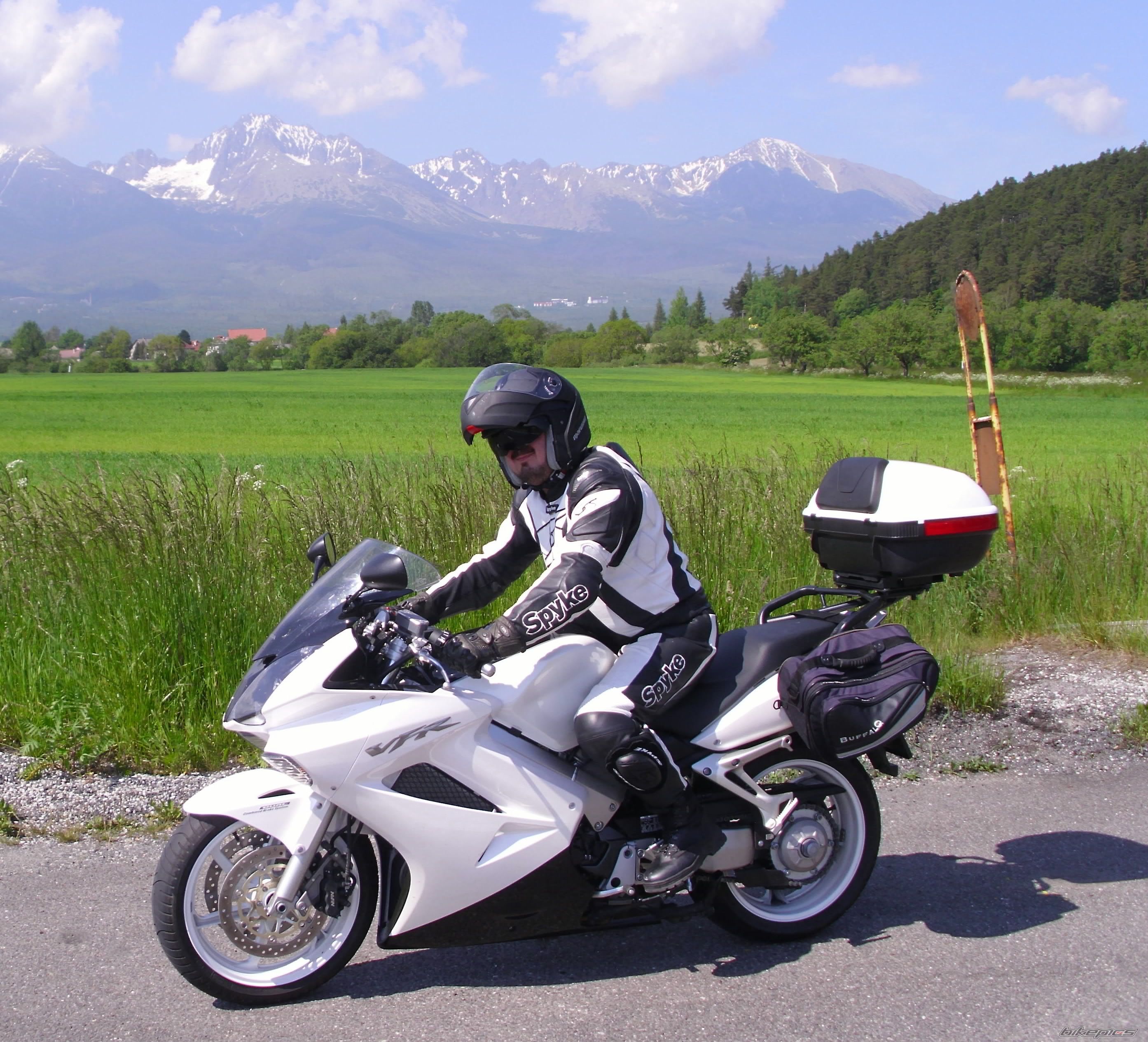 Photo 2675697