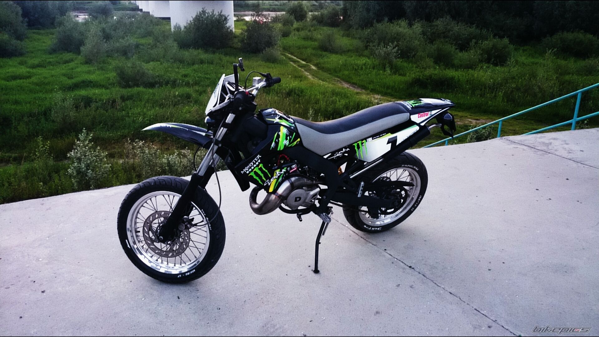 Photo 2678035