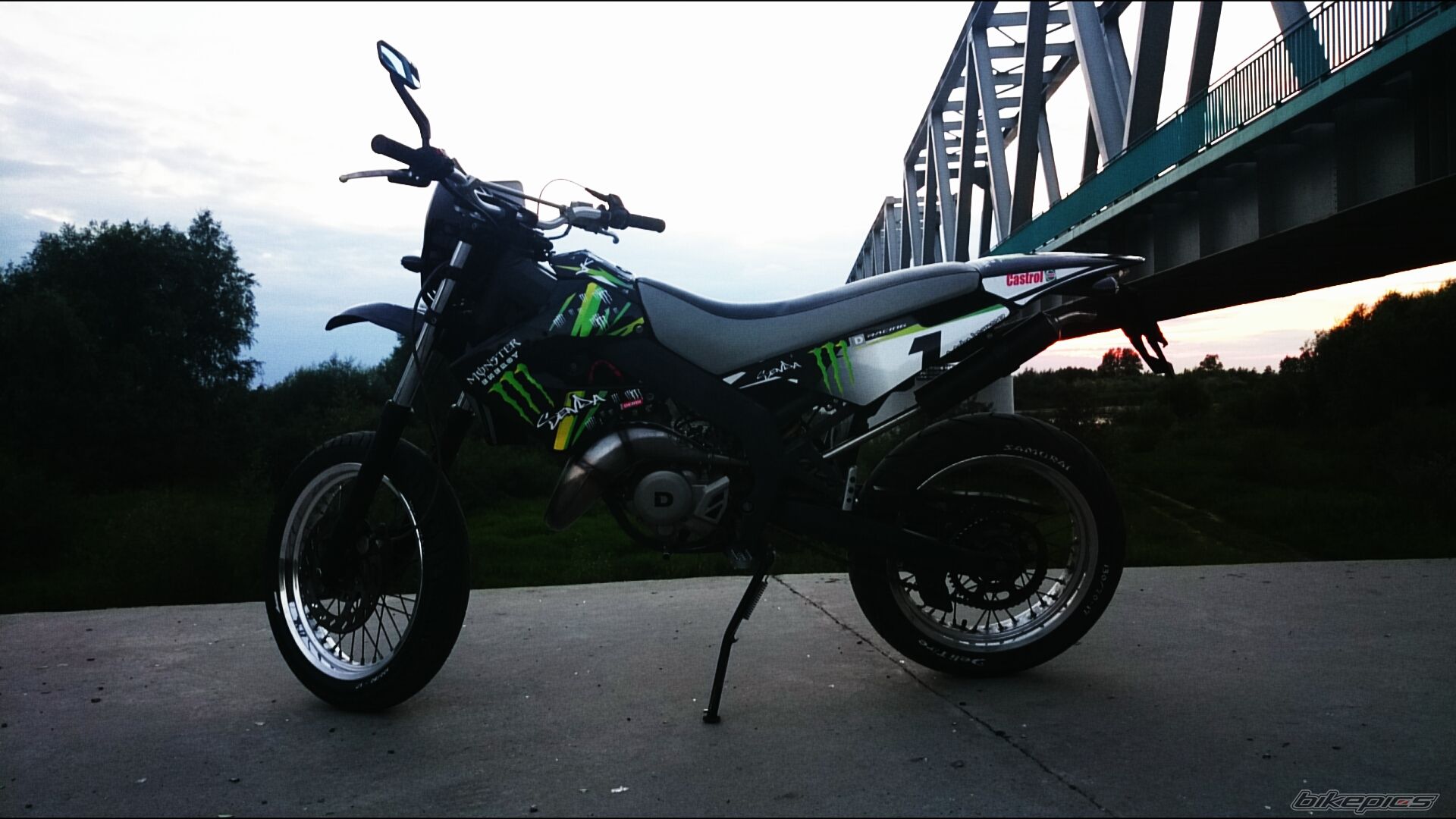 Photo 2678038