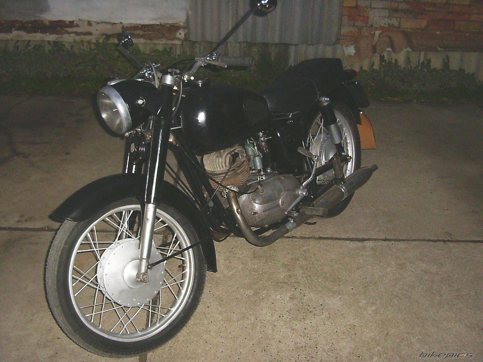 Photo 268435
