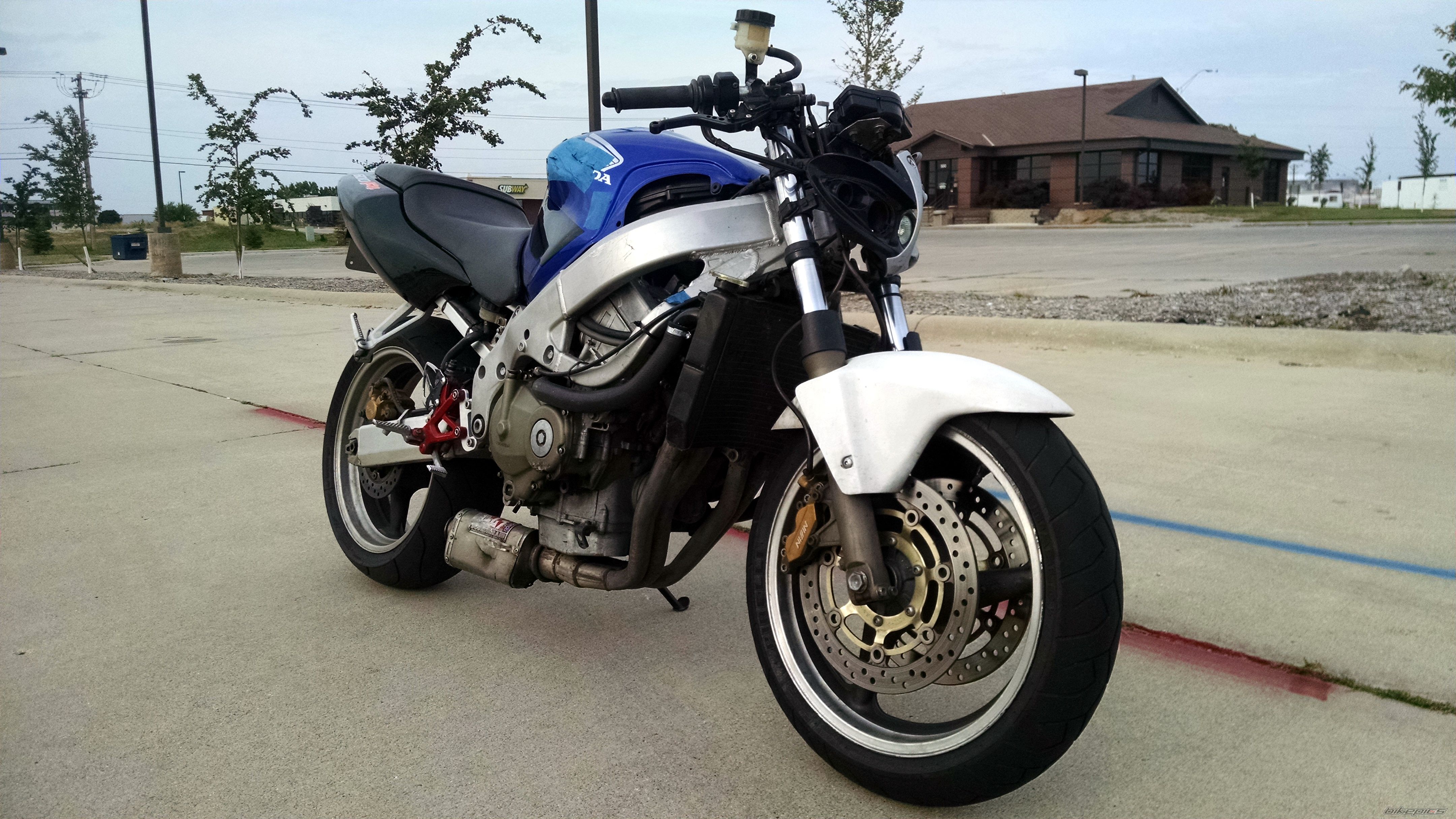 Photo 2687813