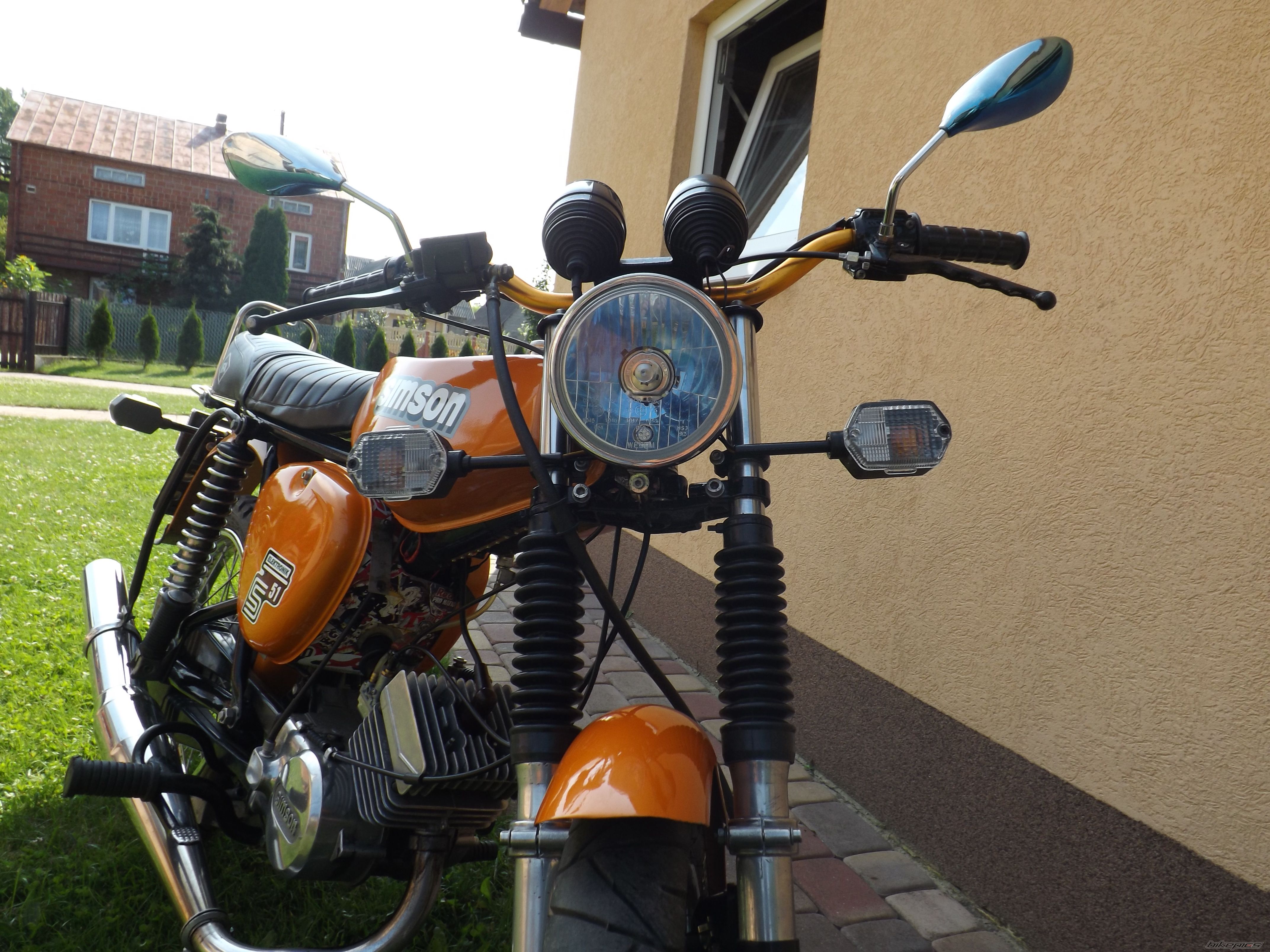 Photo 2688096