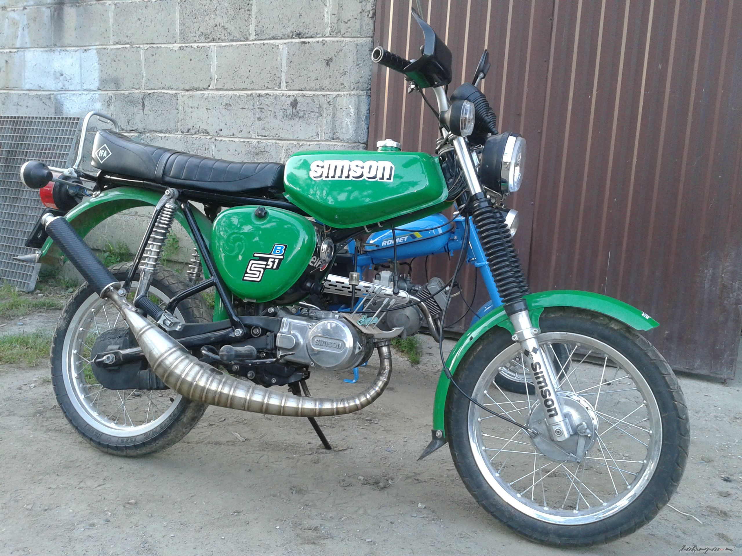 Photo 2689709