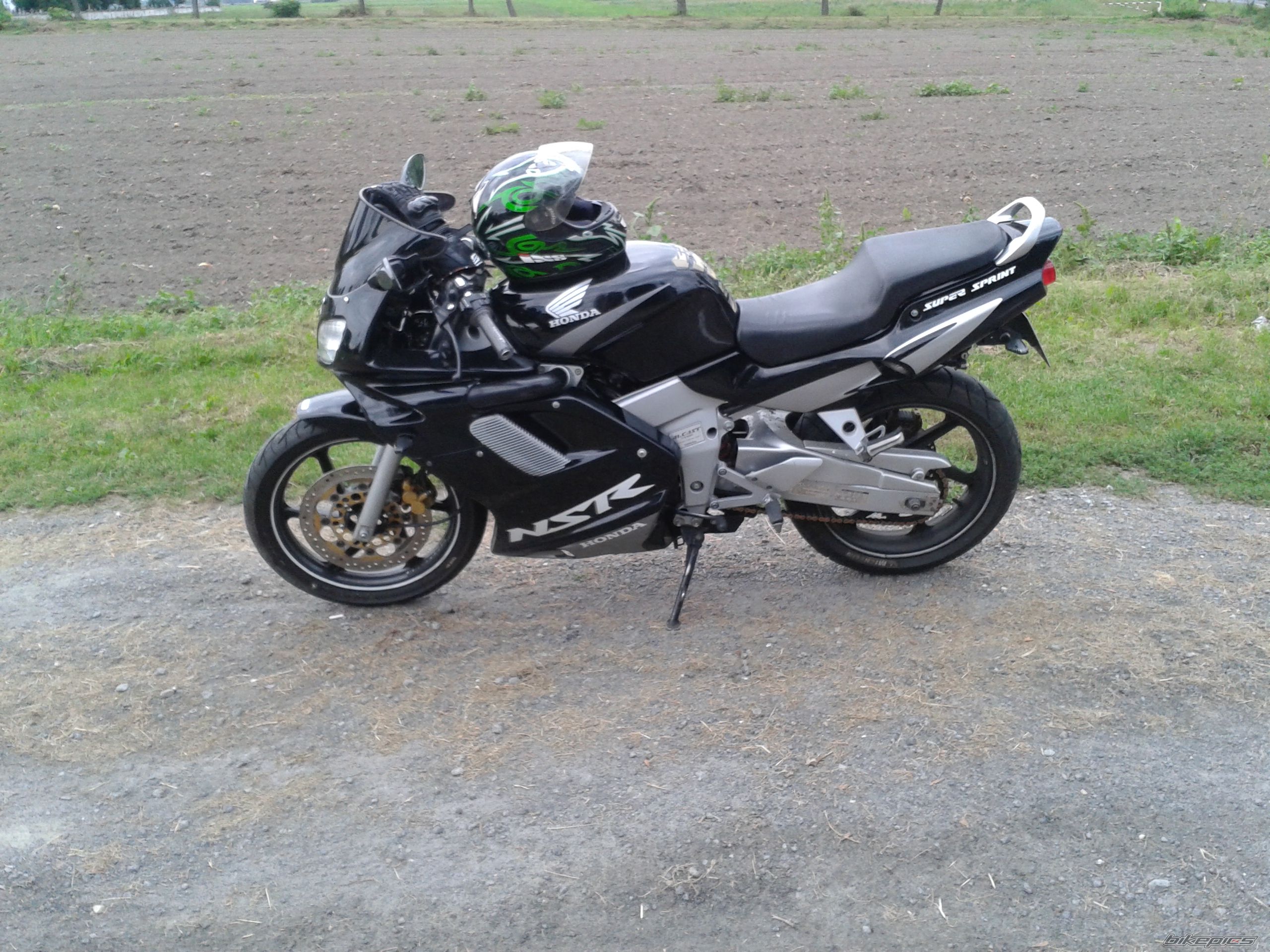 Photo 2689893
