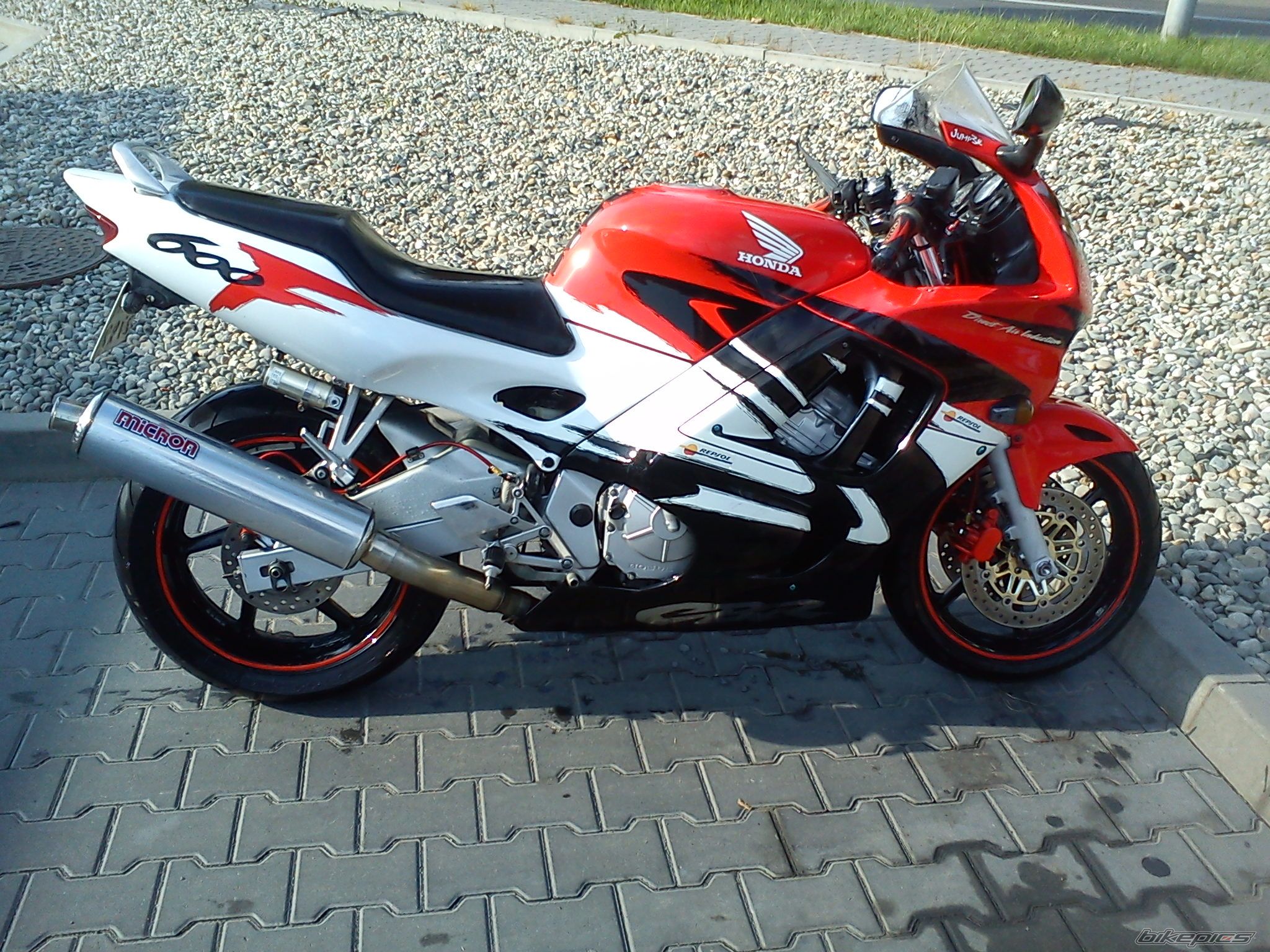 Photo 2691099