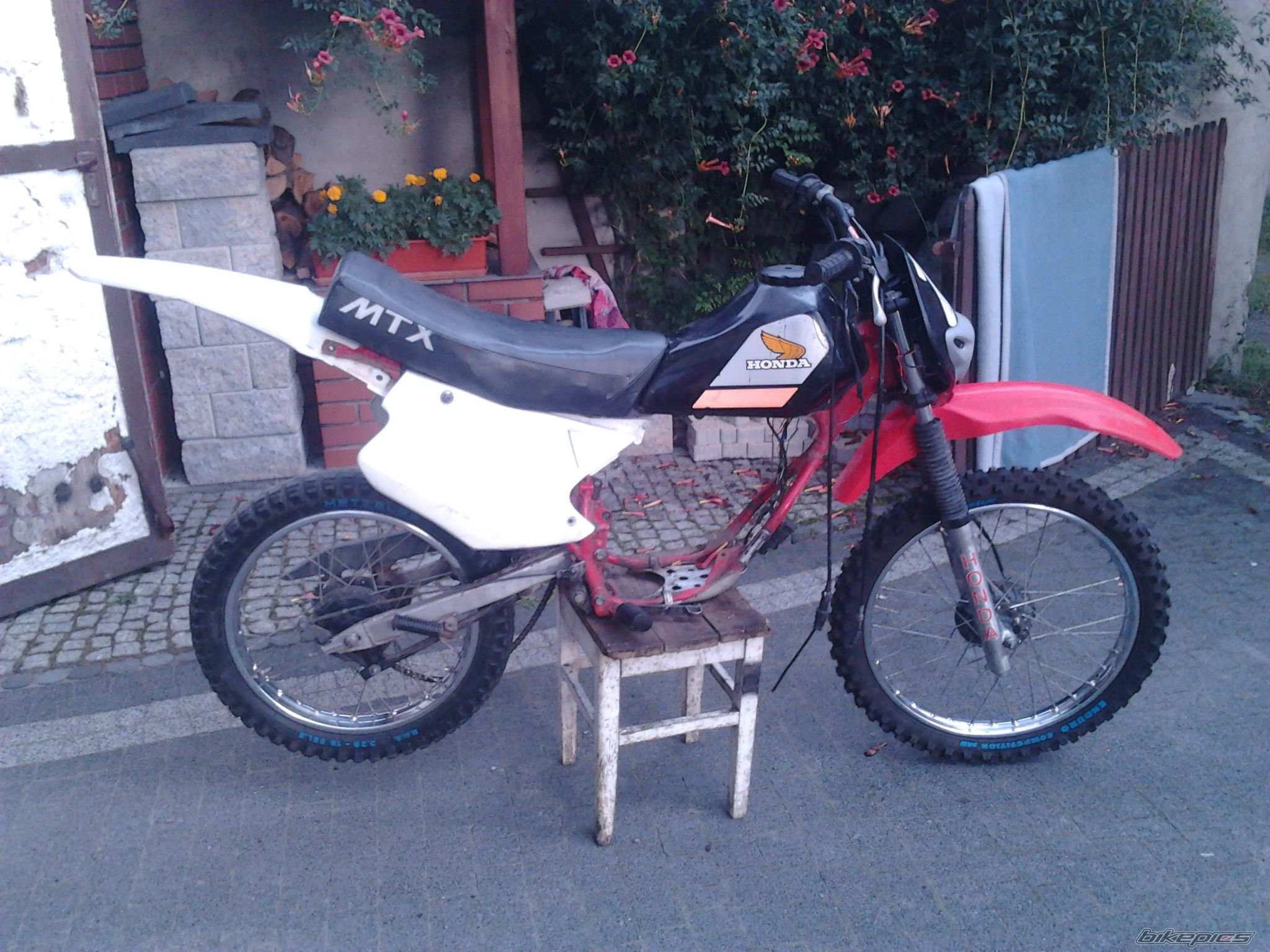 Photo 2691923