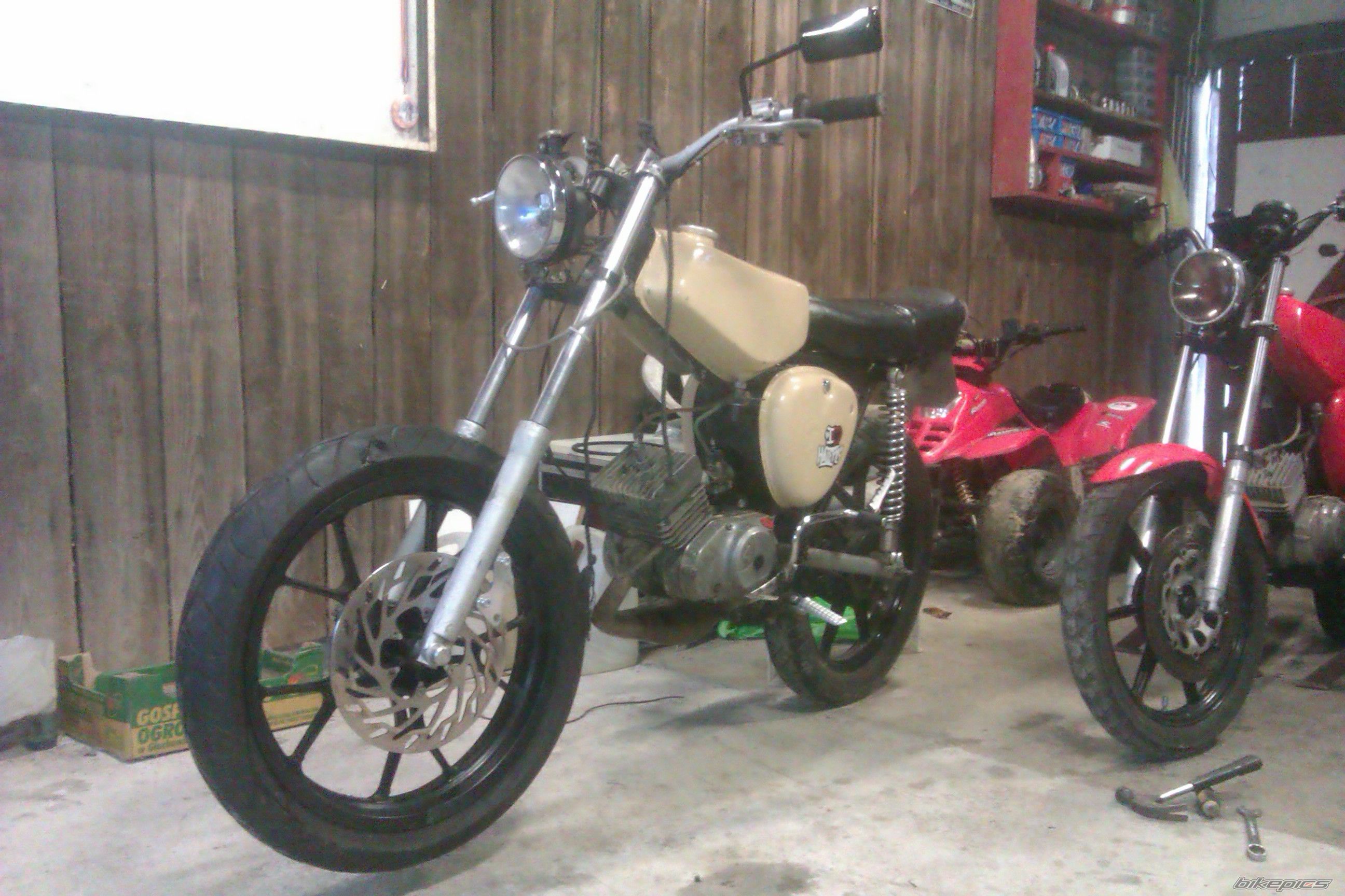 Photo 2692345
