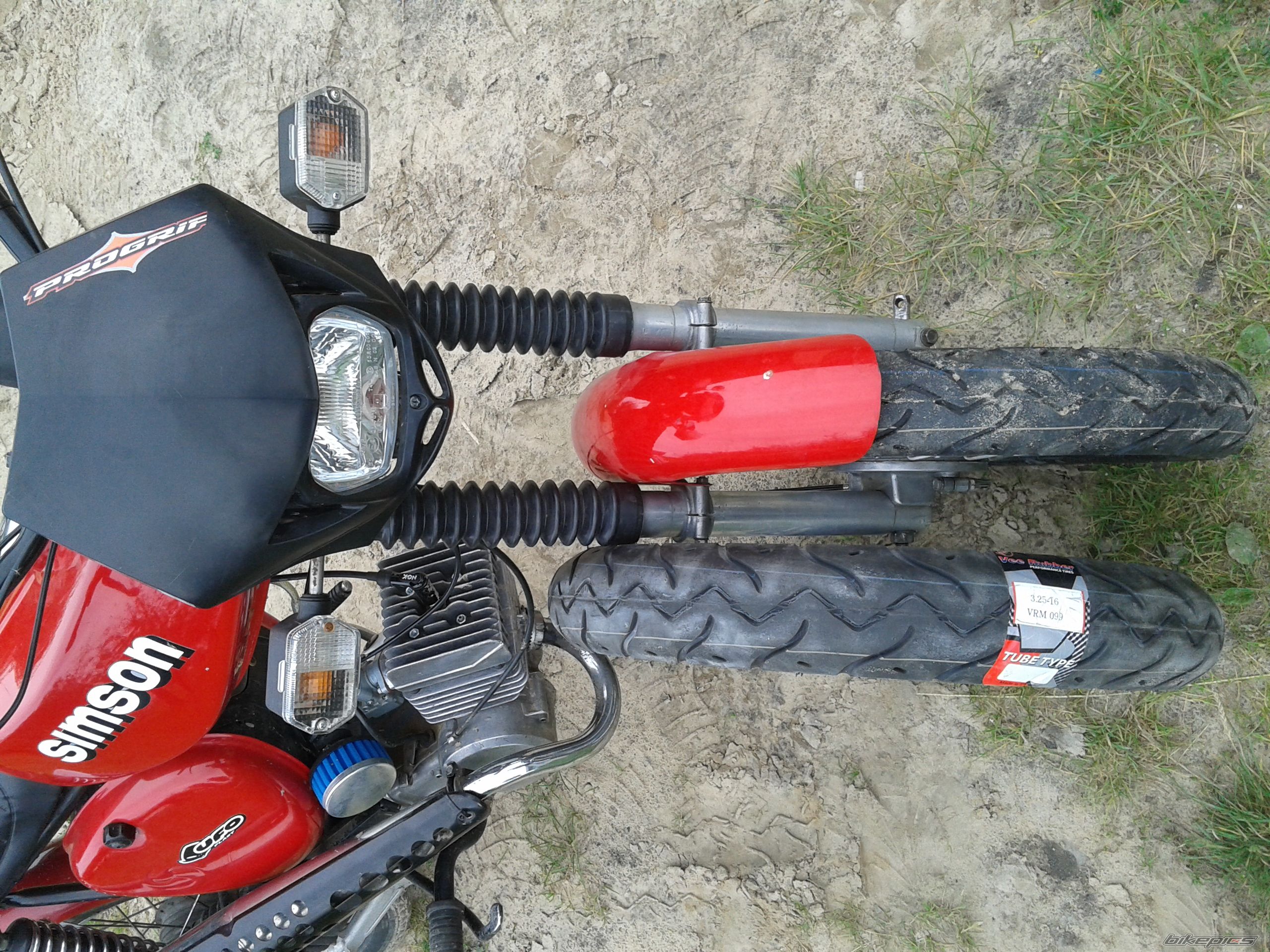 Photo 2692424