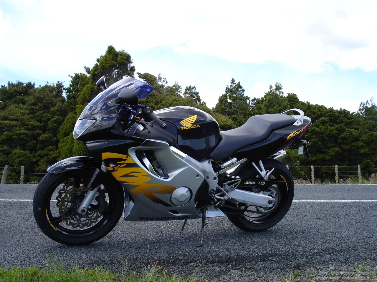 Photo 2692697