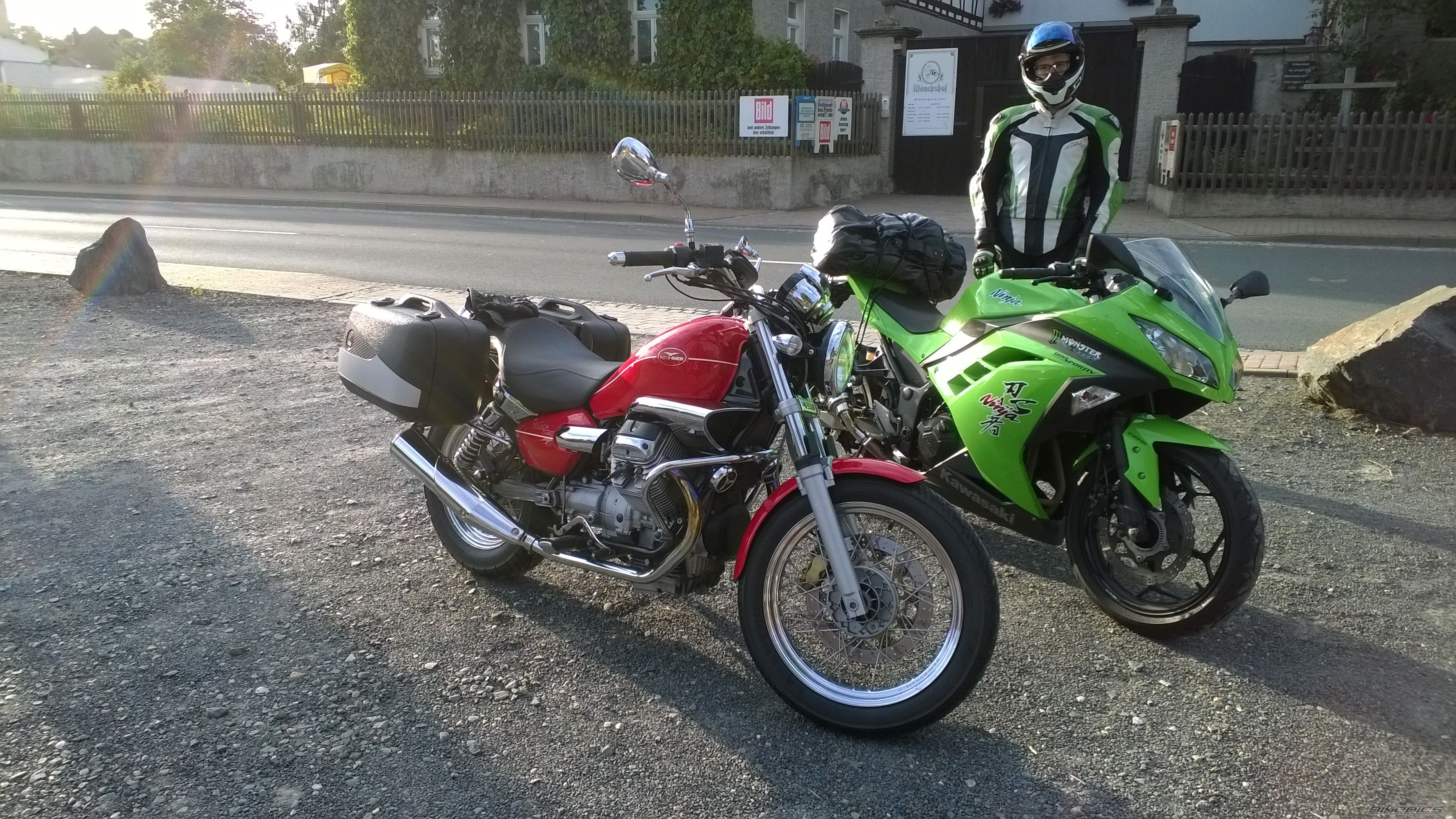 Photo 2692963