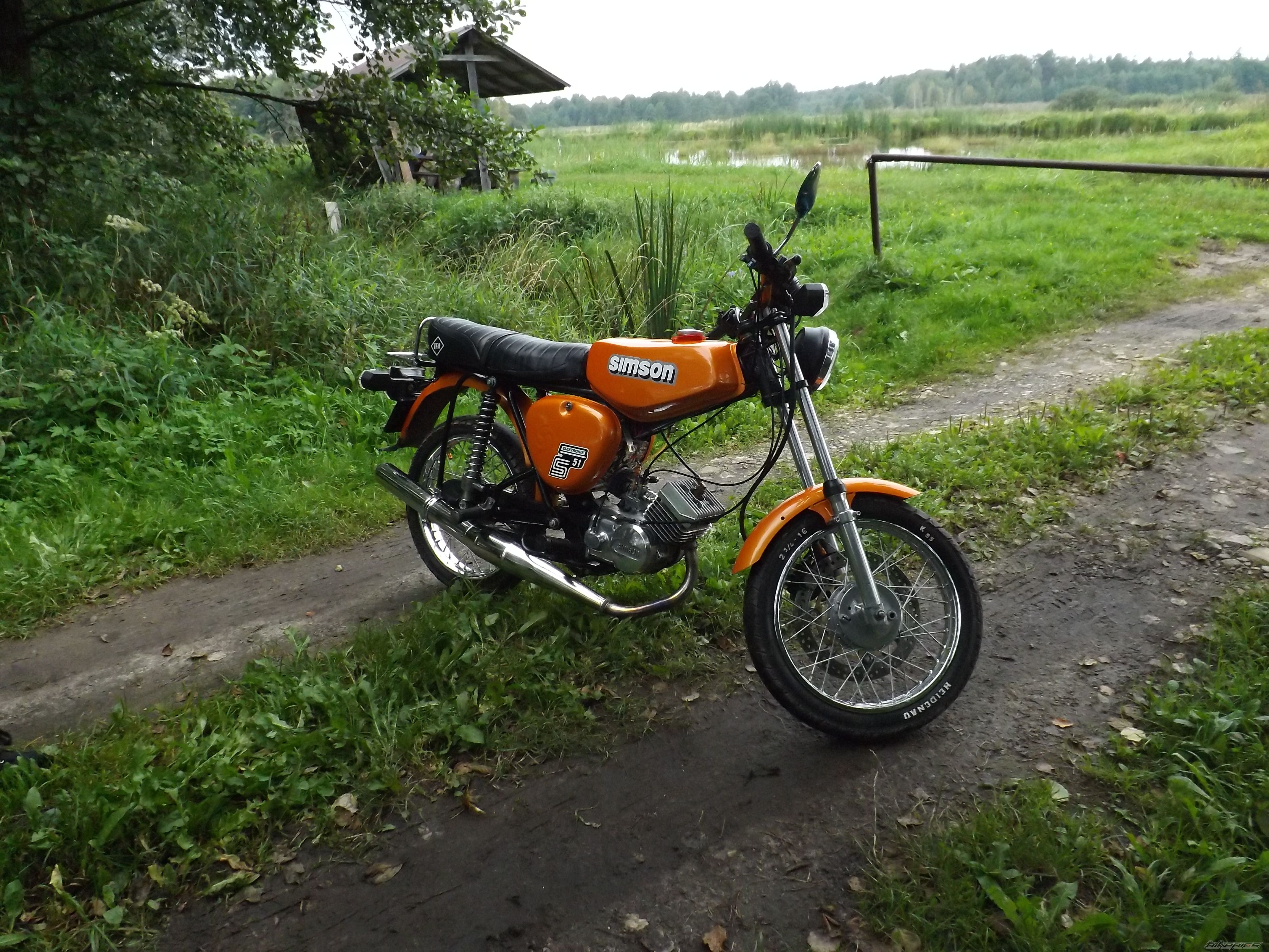 Photo 2693197