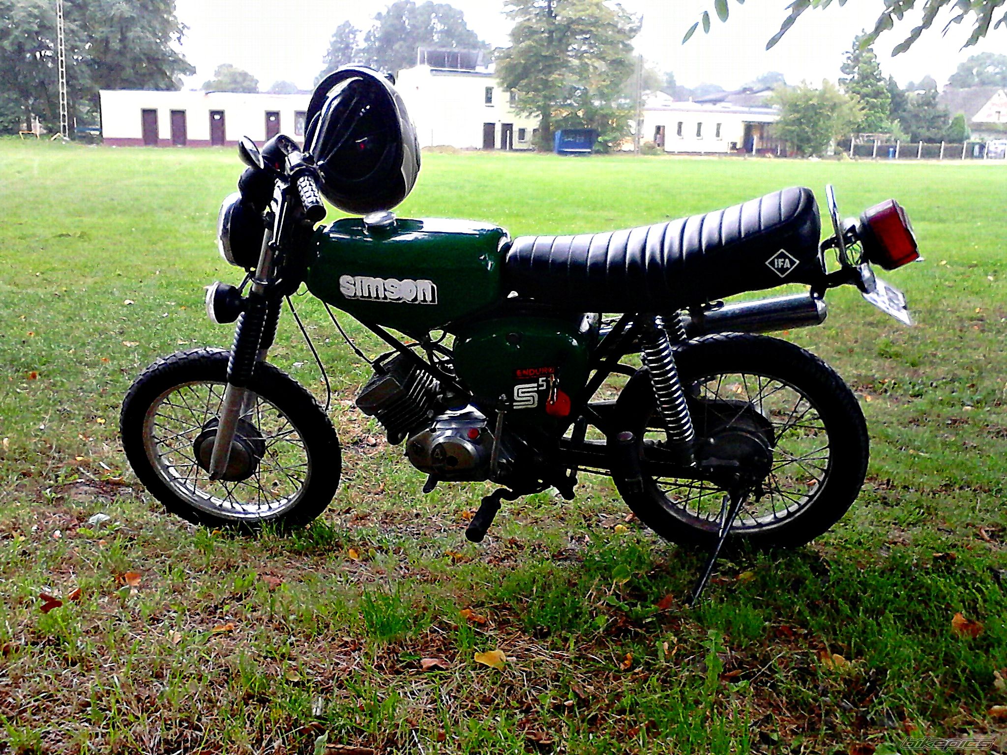 Photo 2693483