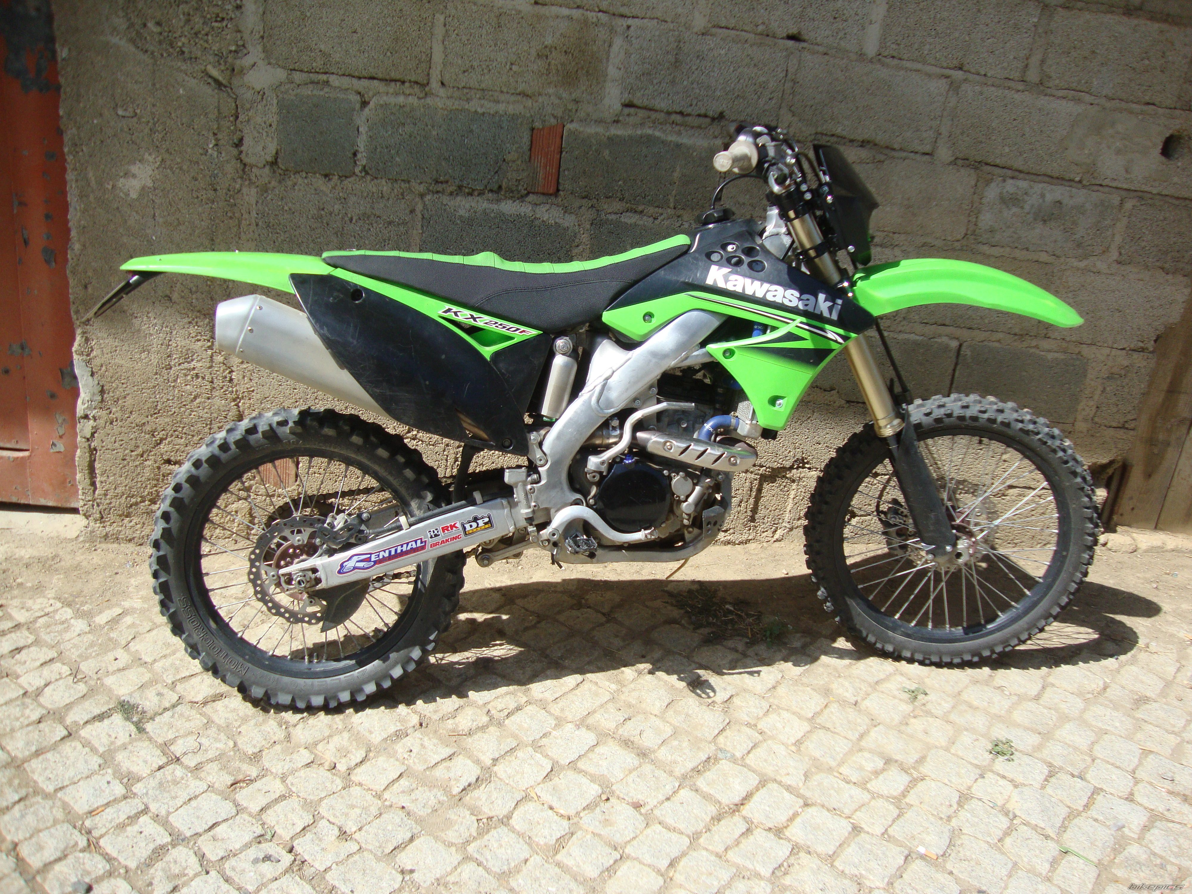 Photo 2693889