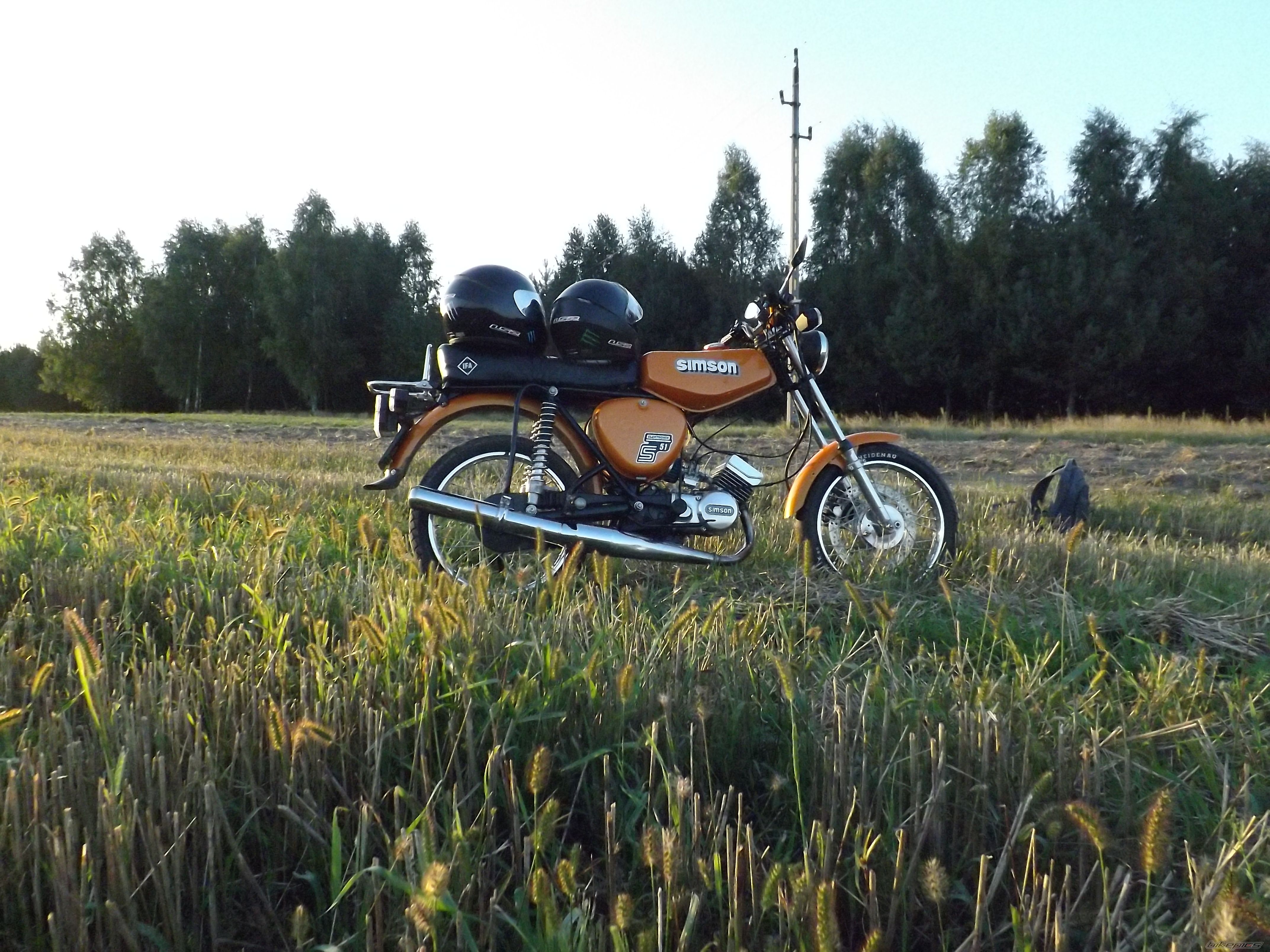 Photo 2694691