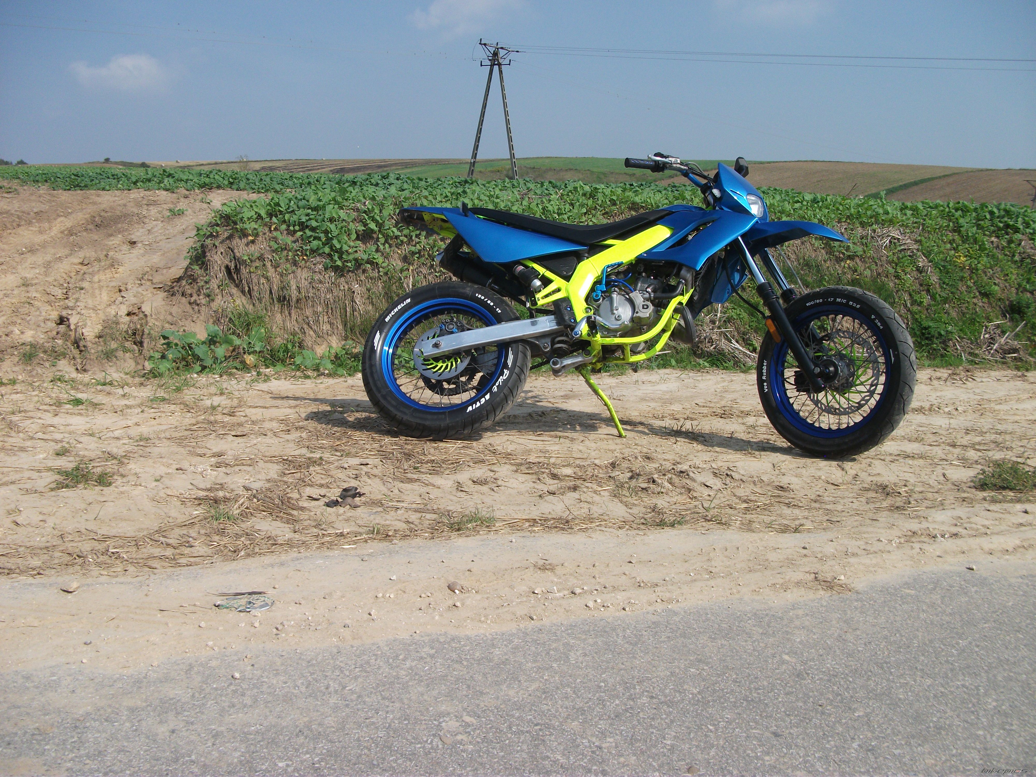 Photo 2694711