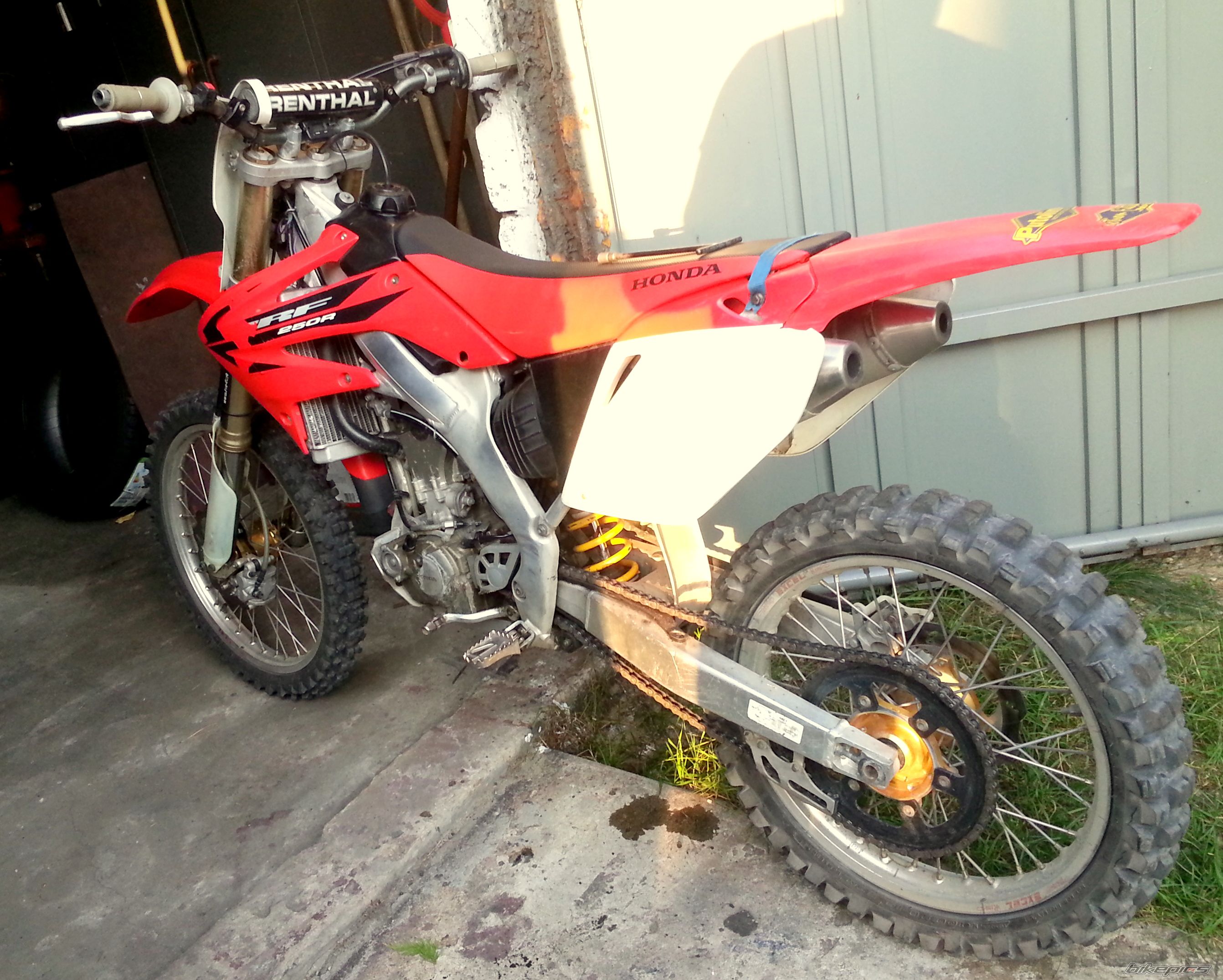 Photo 2694971