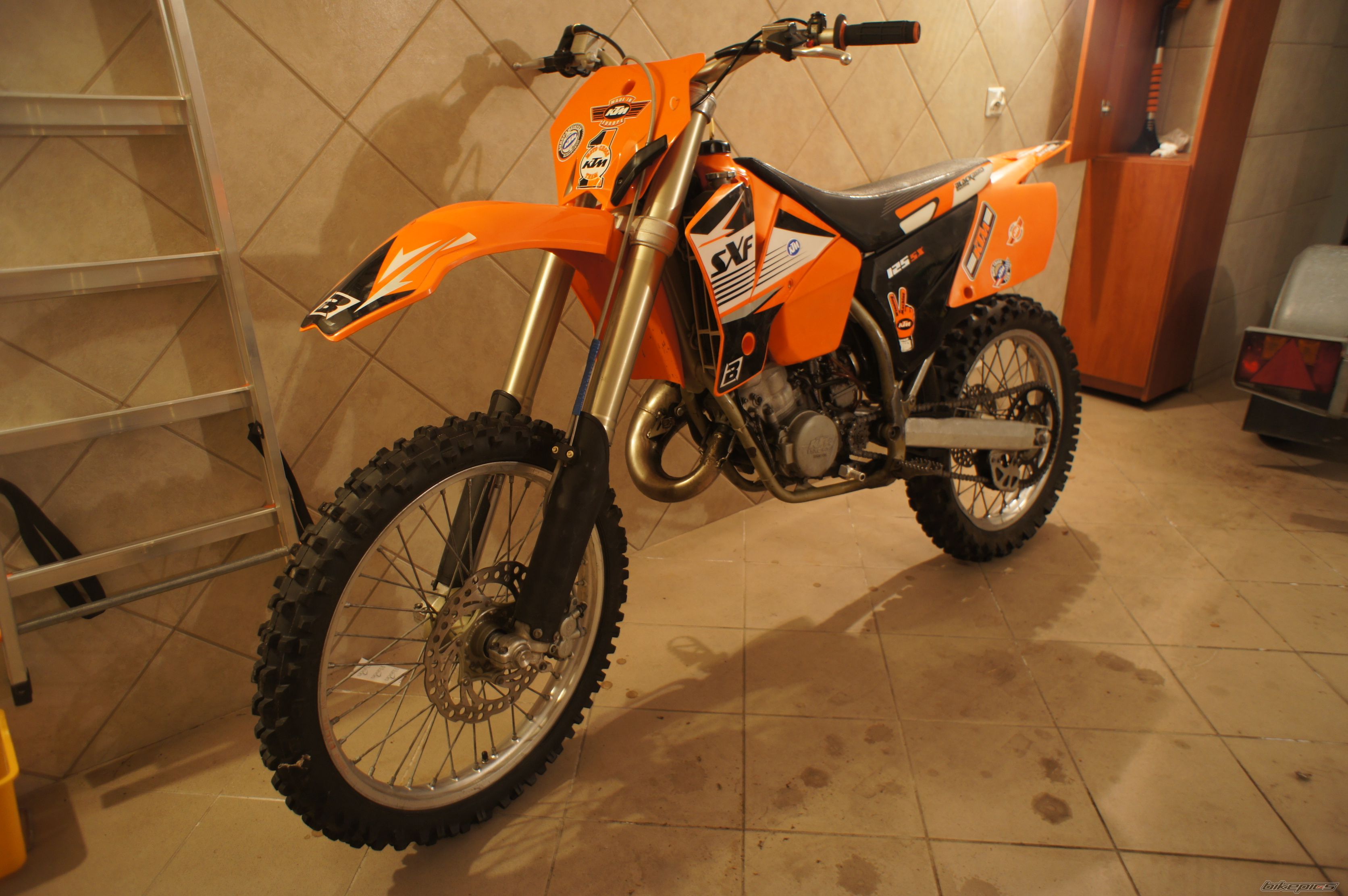 Photo 2695049
