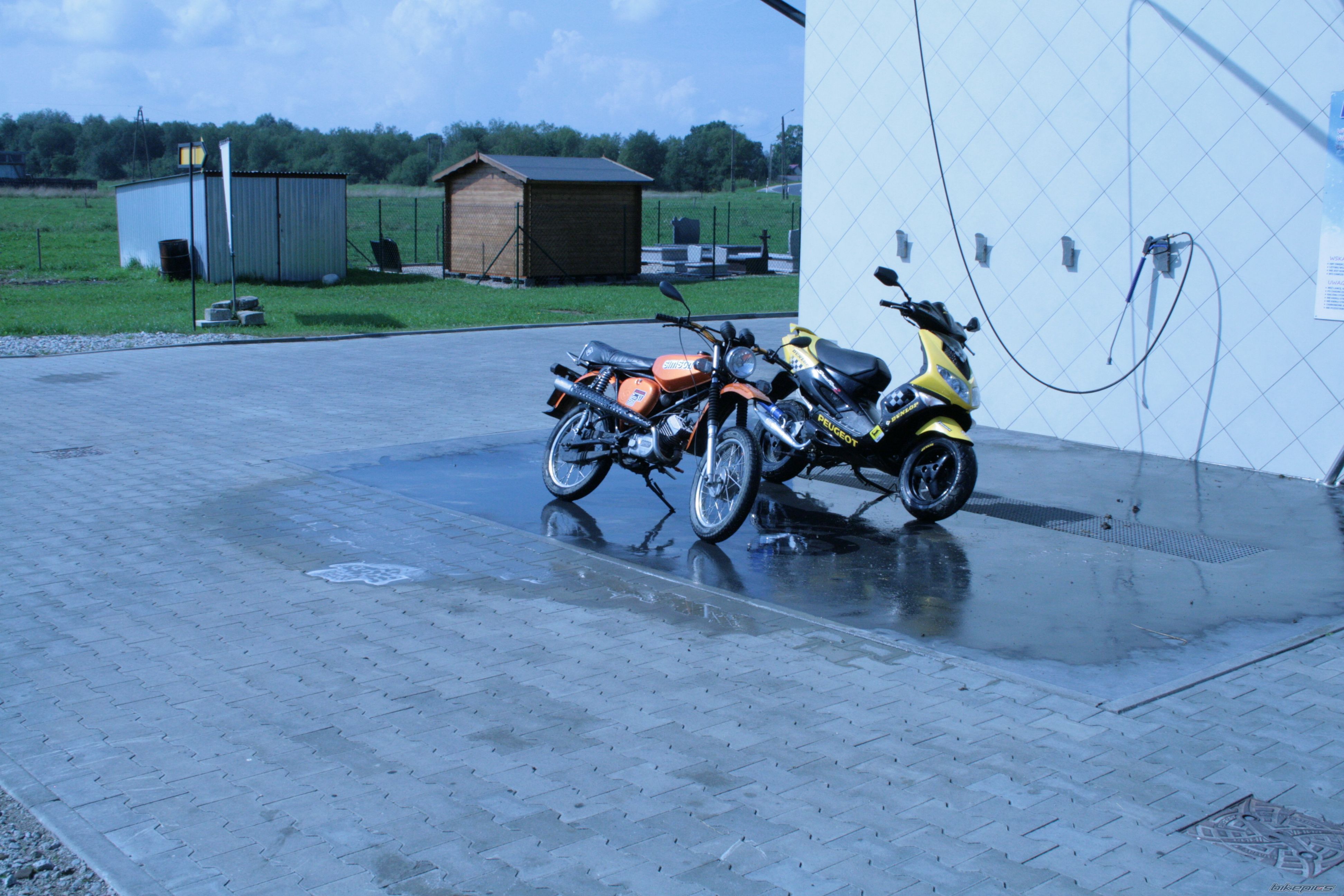 Bike Photo 2695171