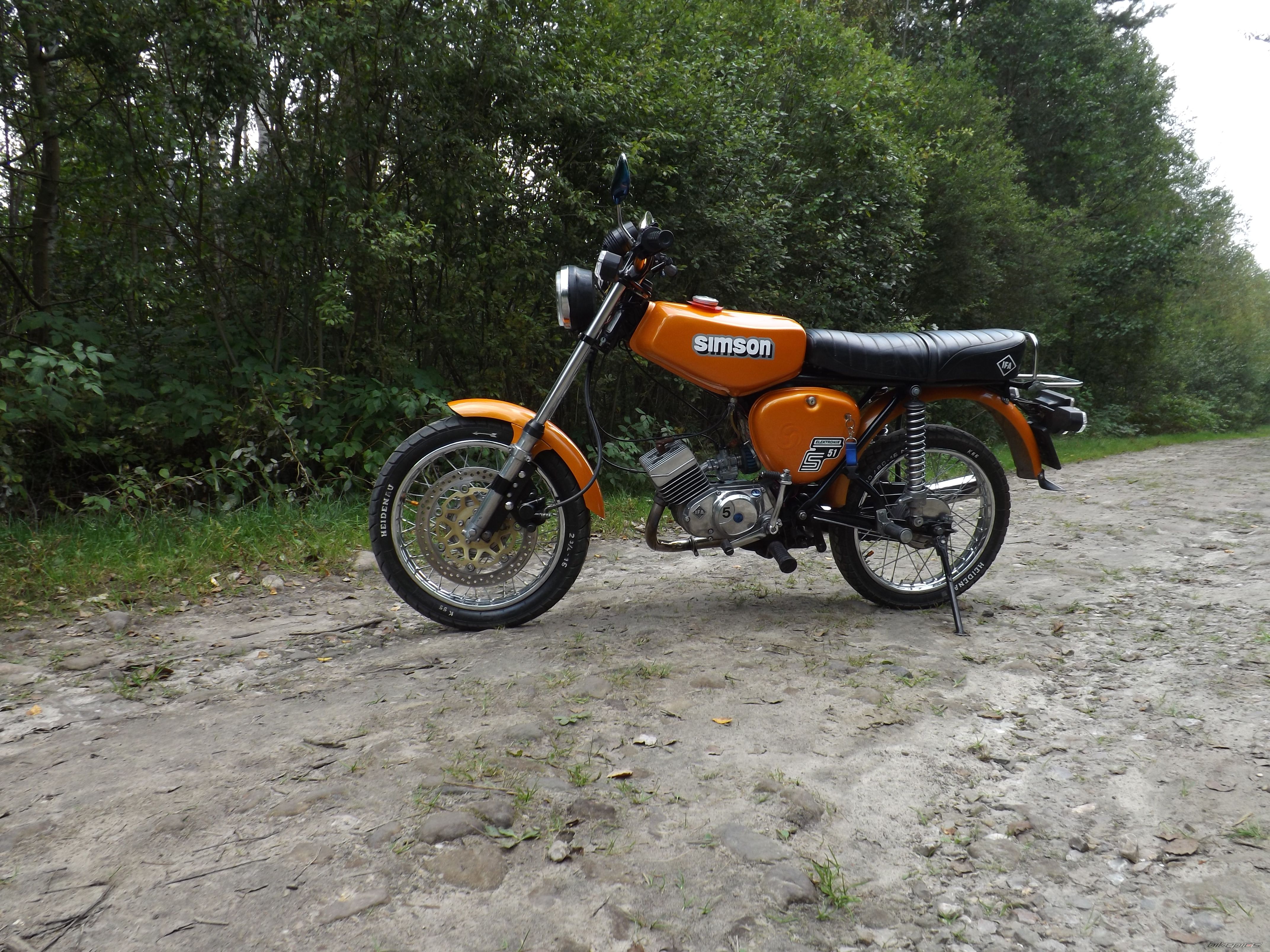 Photo 2695236