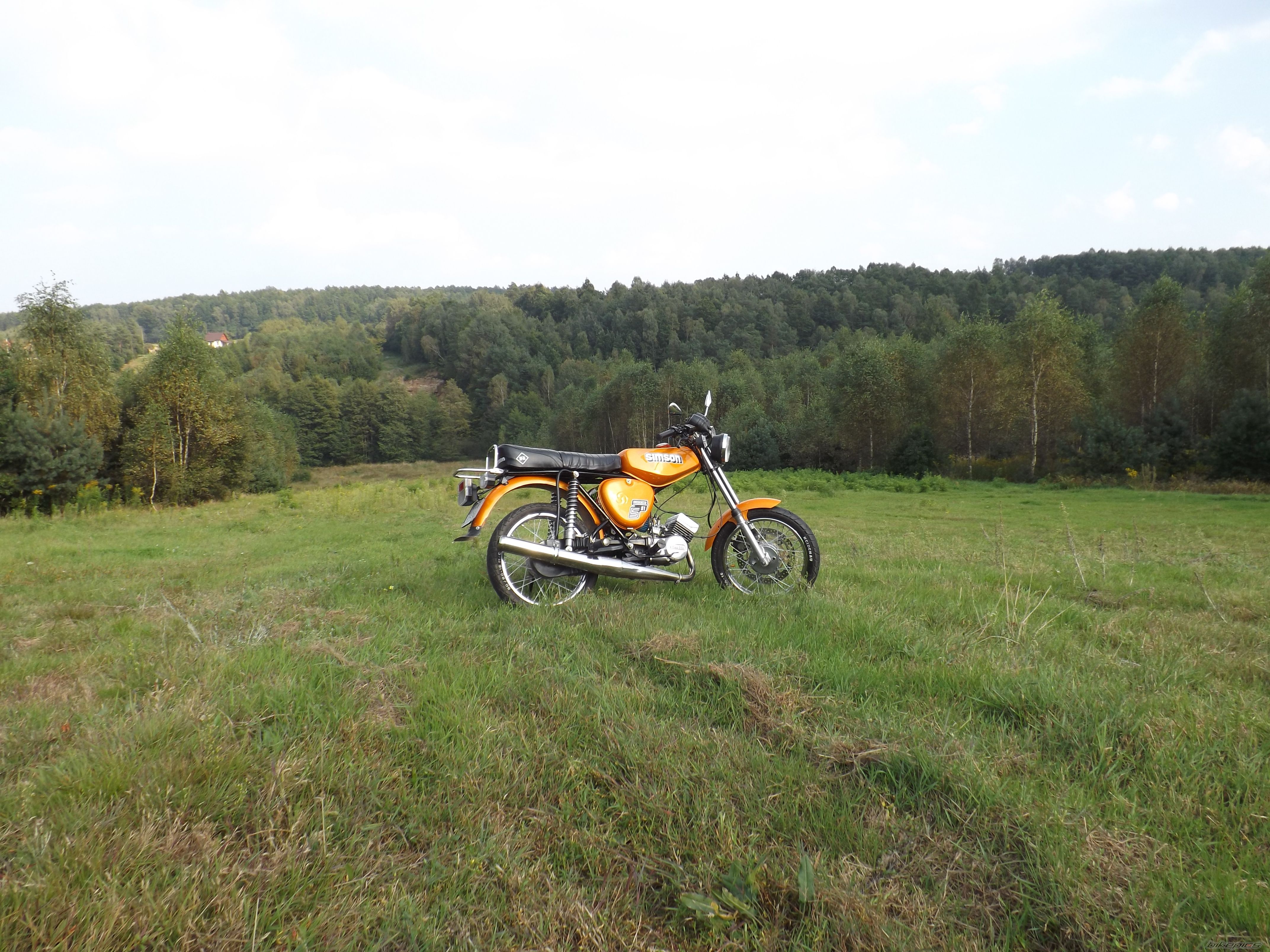 Photo 2695384