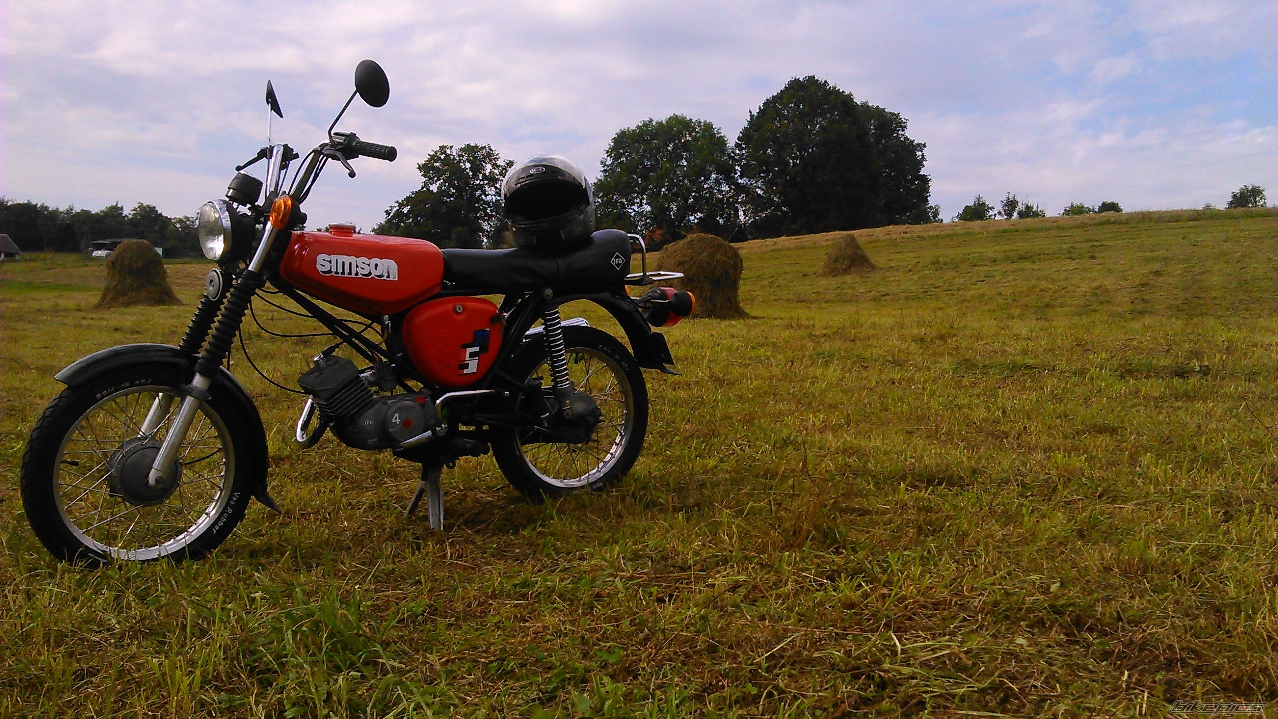 Photo 2695426