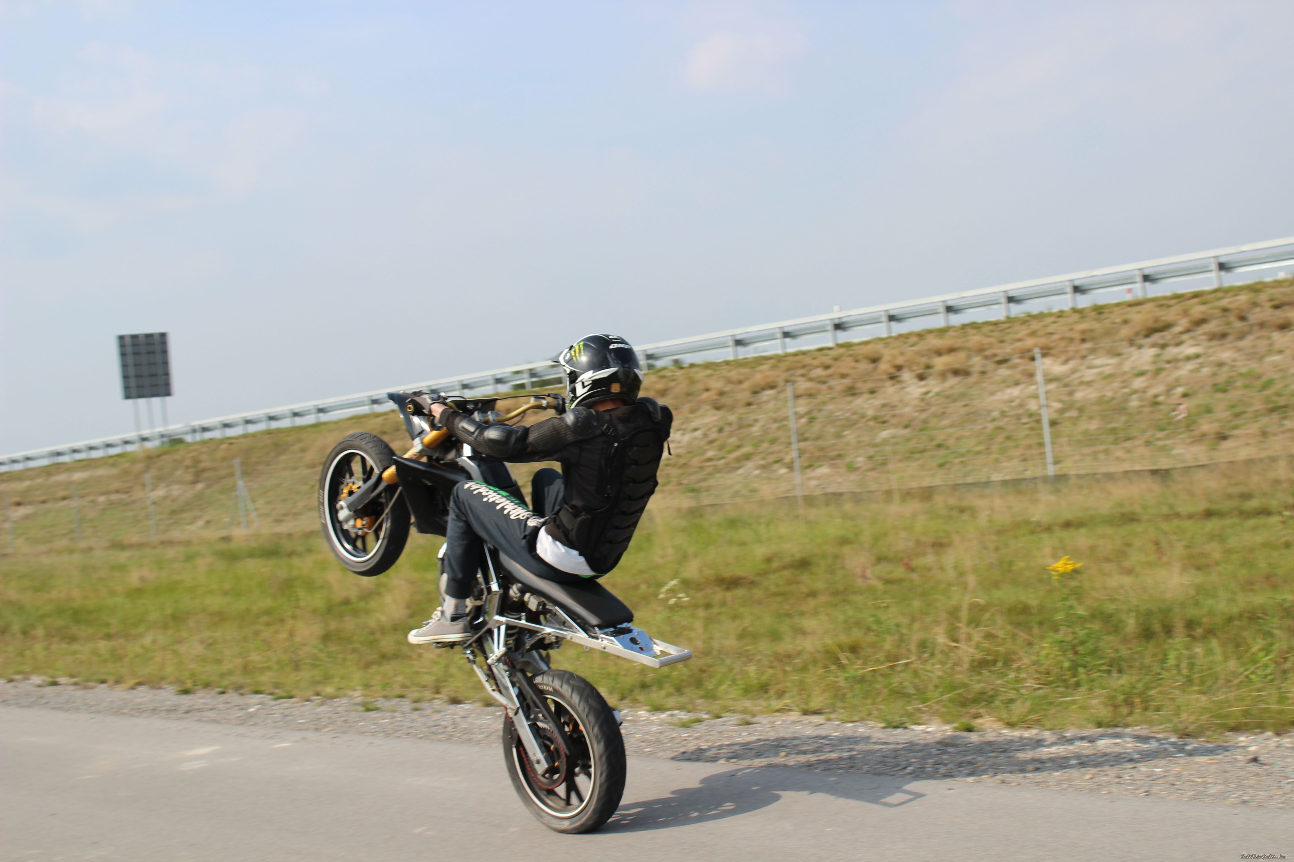 Photo 2695589