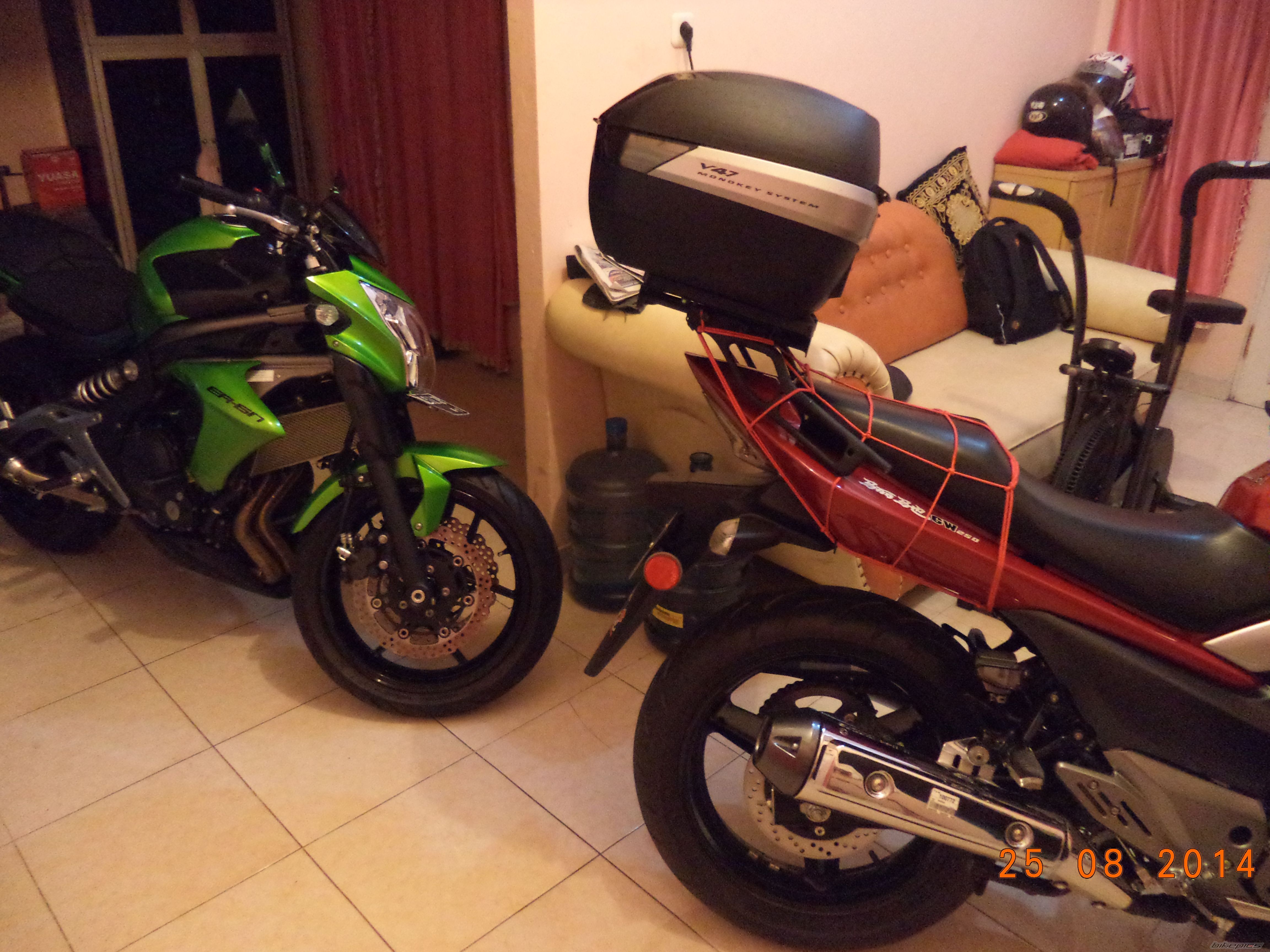Photo 2695632