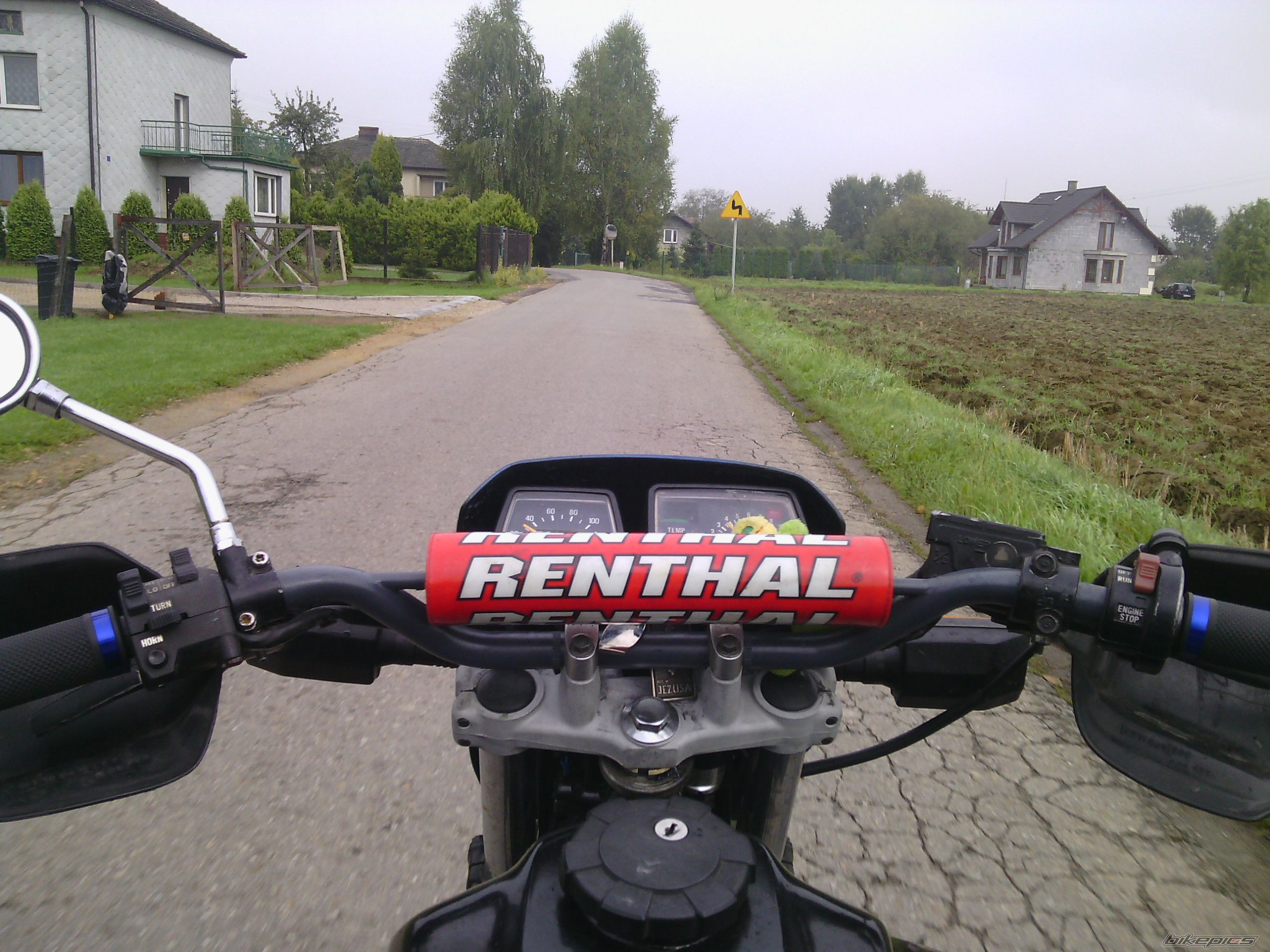 Photo 2695910
