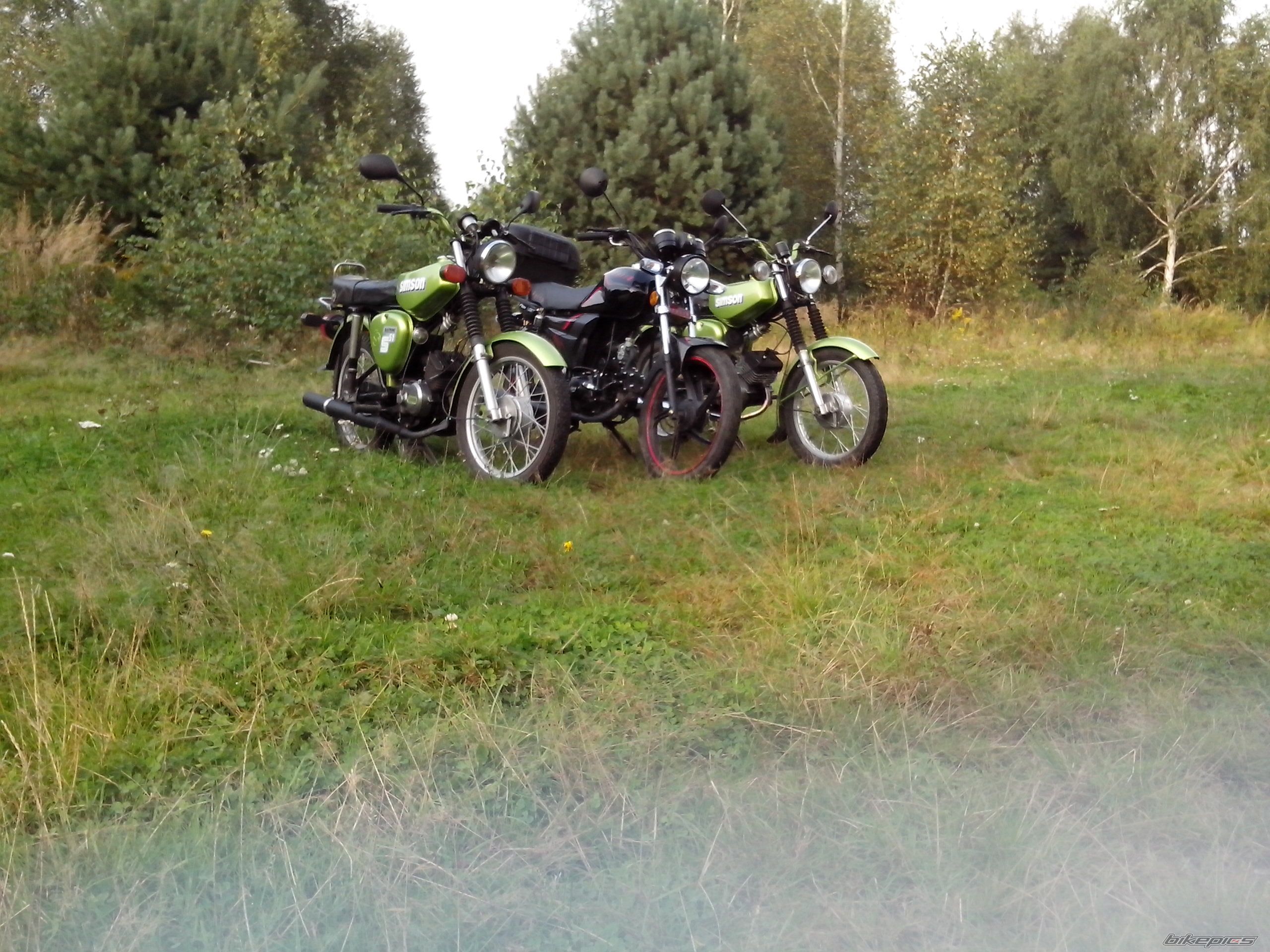 Photo 2695922