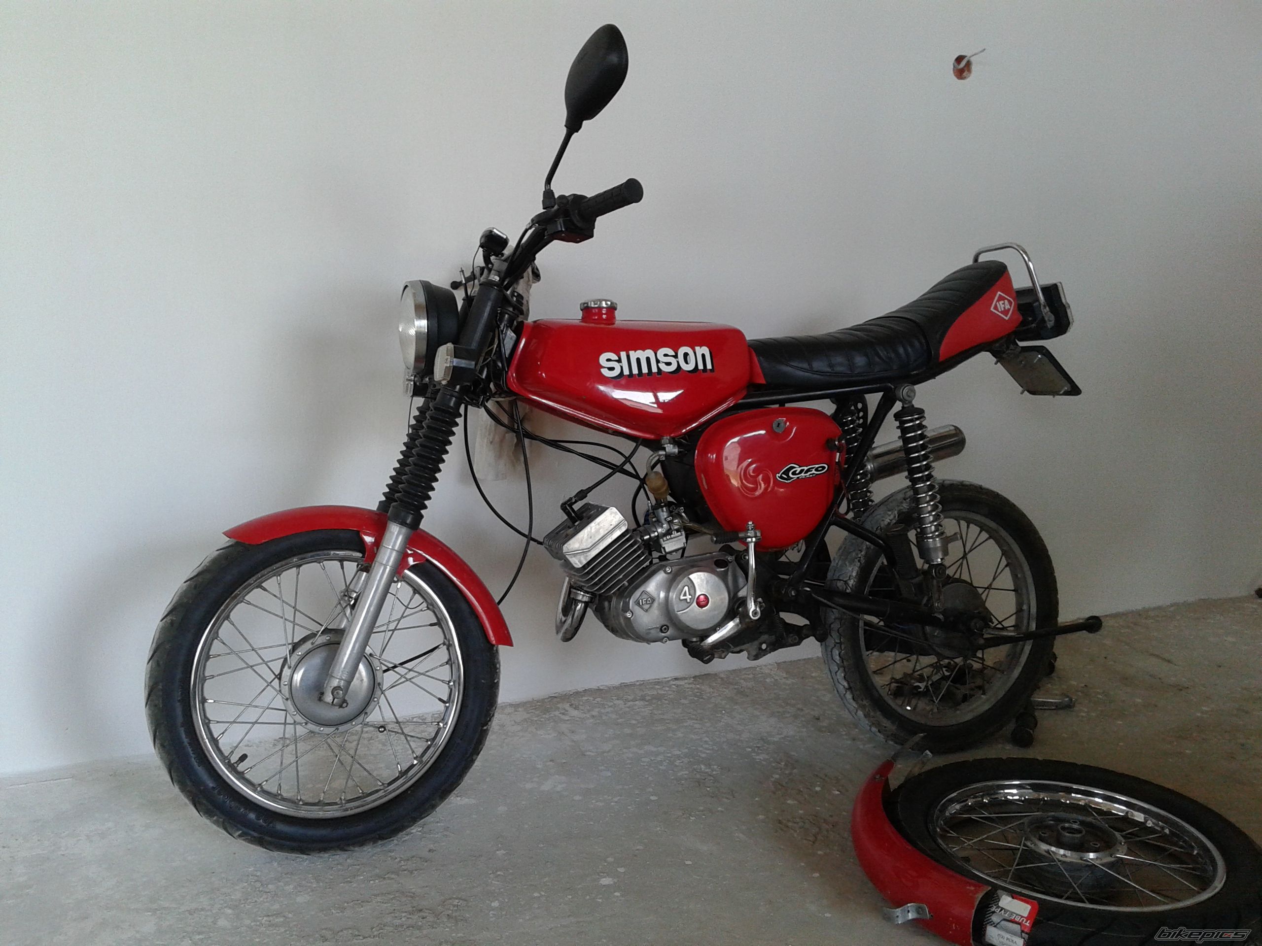 Photo 2695948