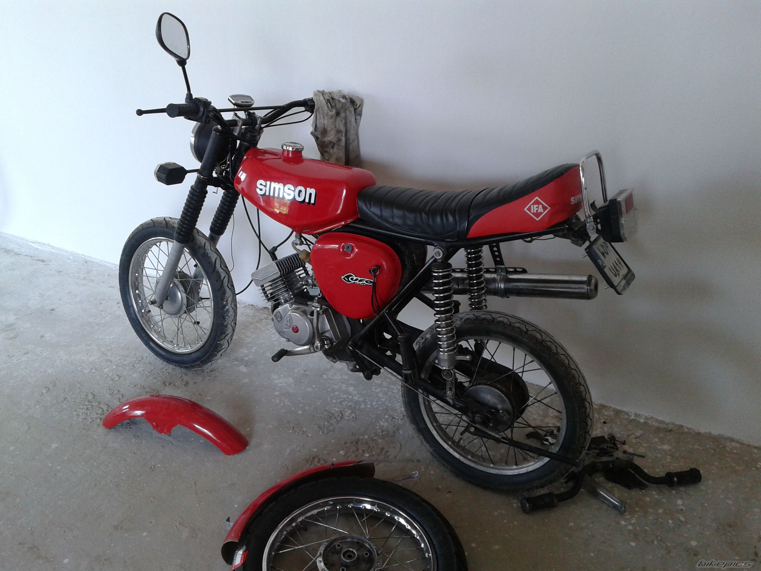 Photo 2695949